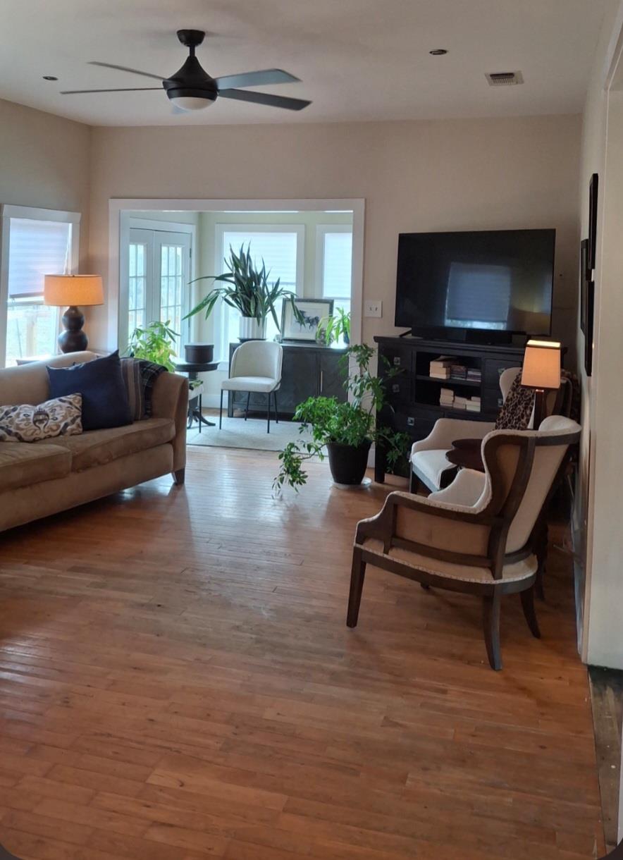 479 Mesquite Dr, Cedar Creek, TX 78612