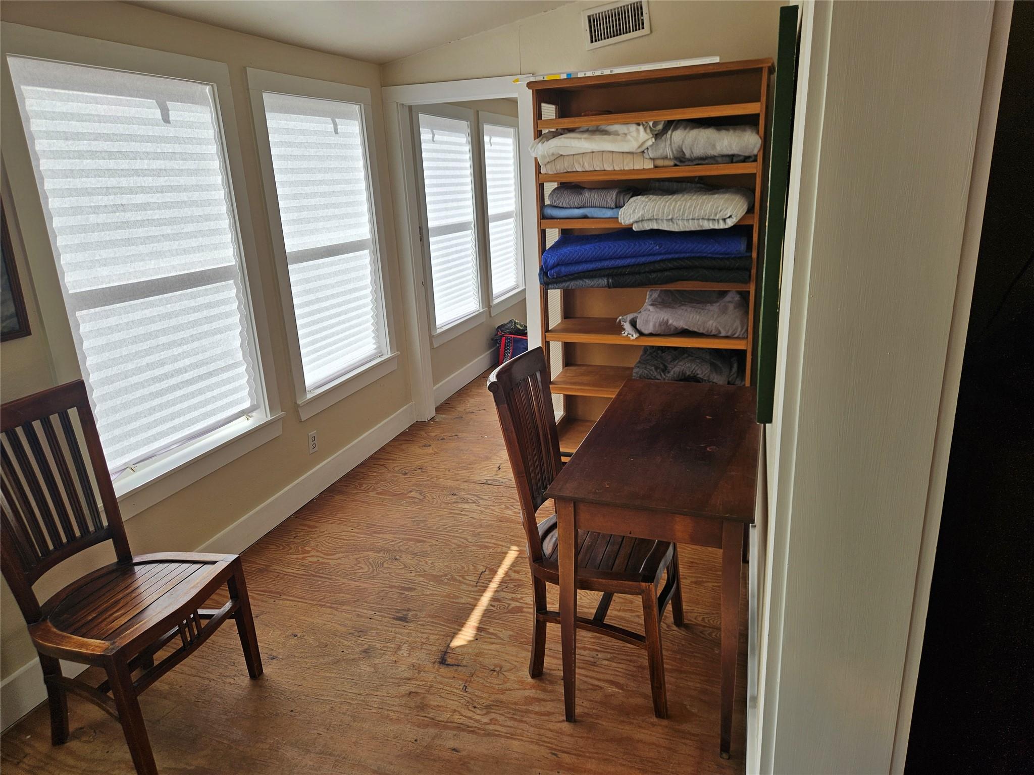 479 Mesquite Dr, Cedar Creek, TX 78612