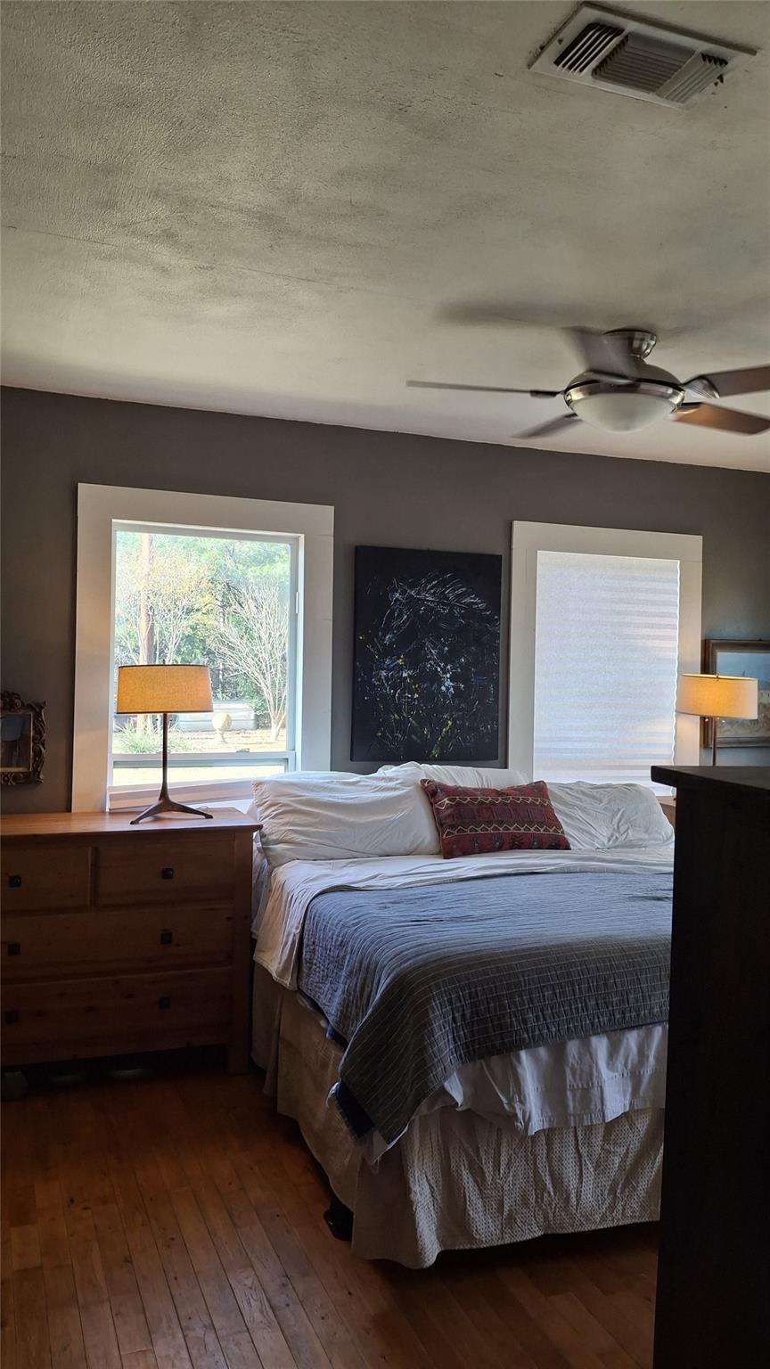 479 Mesquite Dr, Cedar Creek, TX 78612