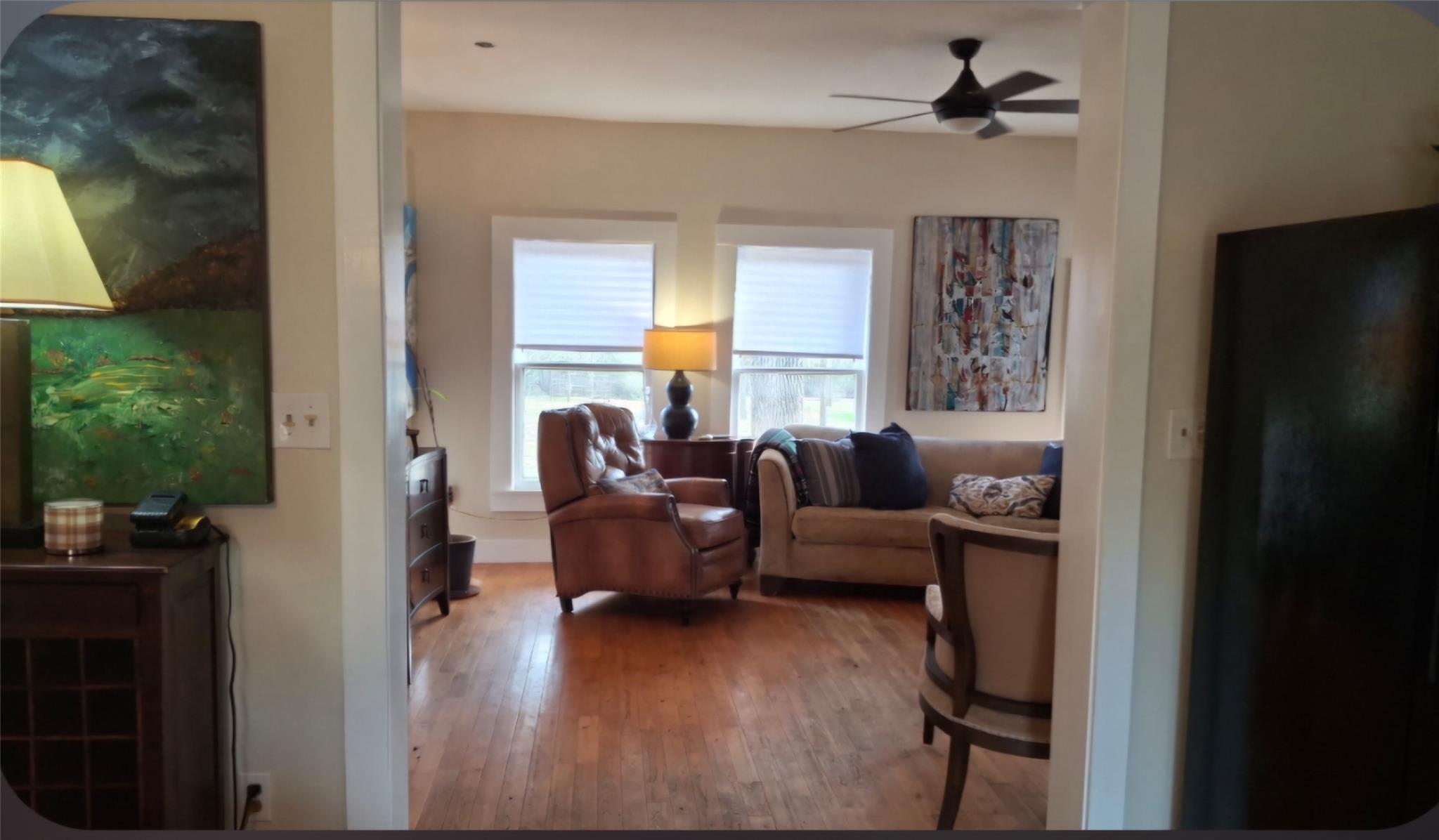 479 Mesquite Dr, Cedar Creek, TX 78612