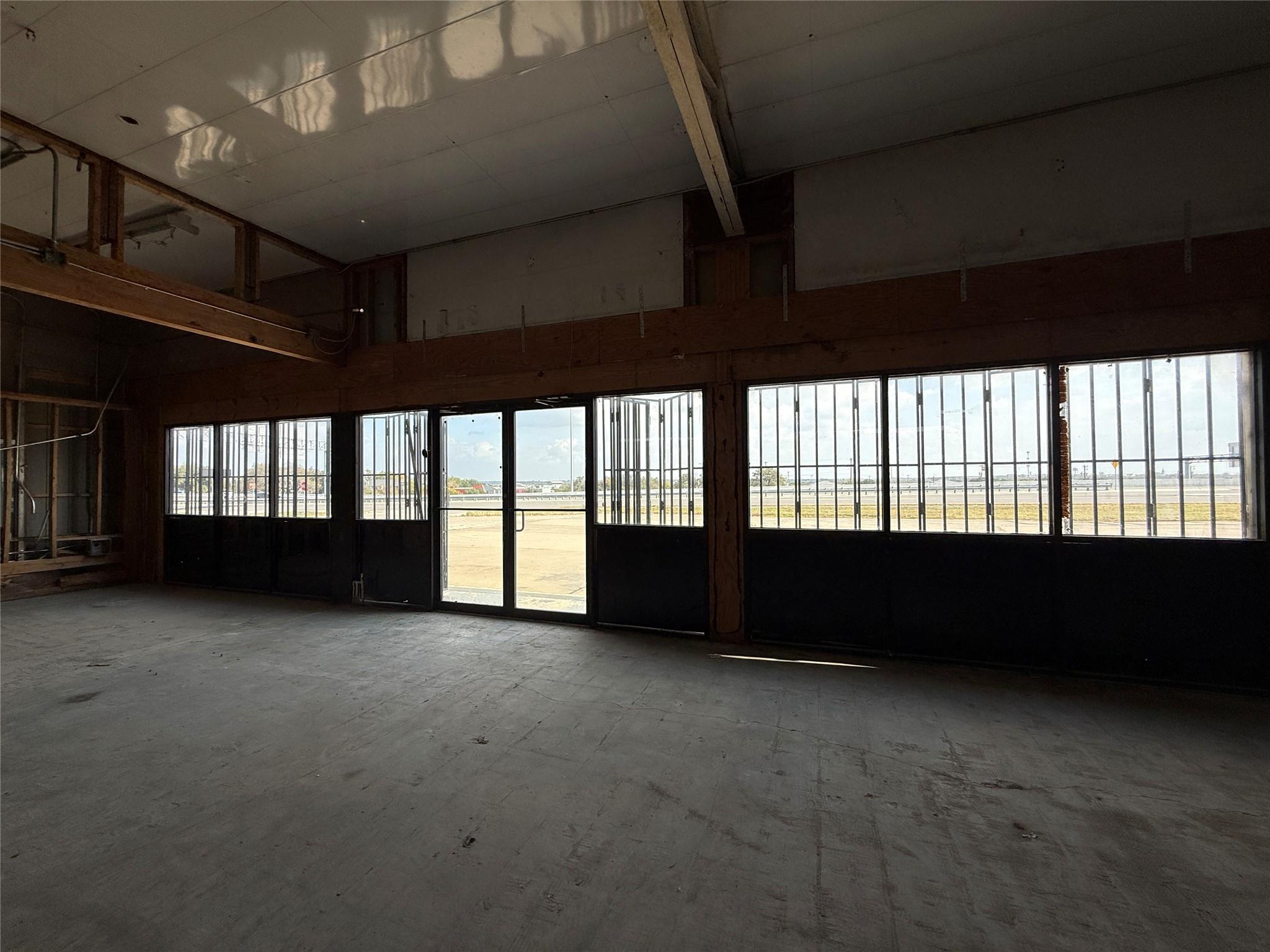 221 N Interstate 35, Georgetown, TX 78628