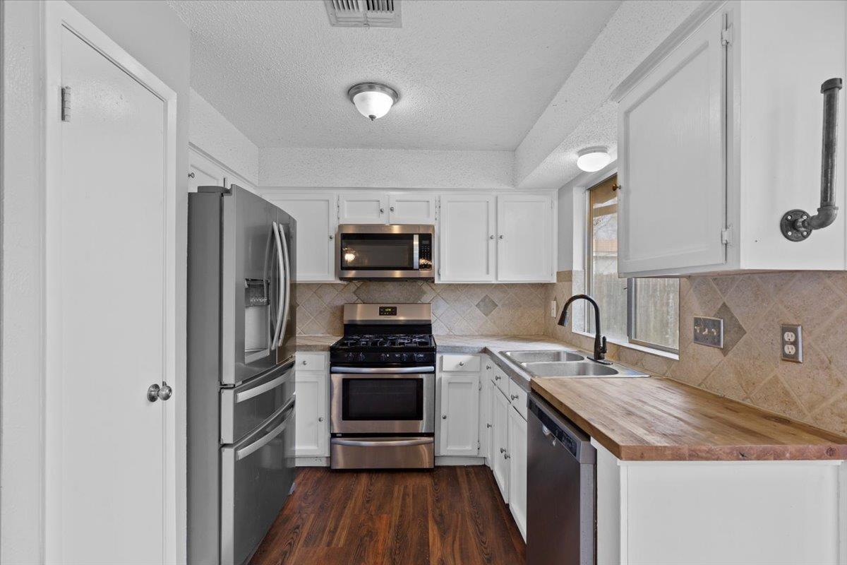 509 Suzzane Rd, Pflugerville, TX 78660