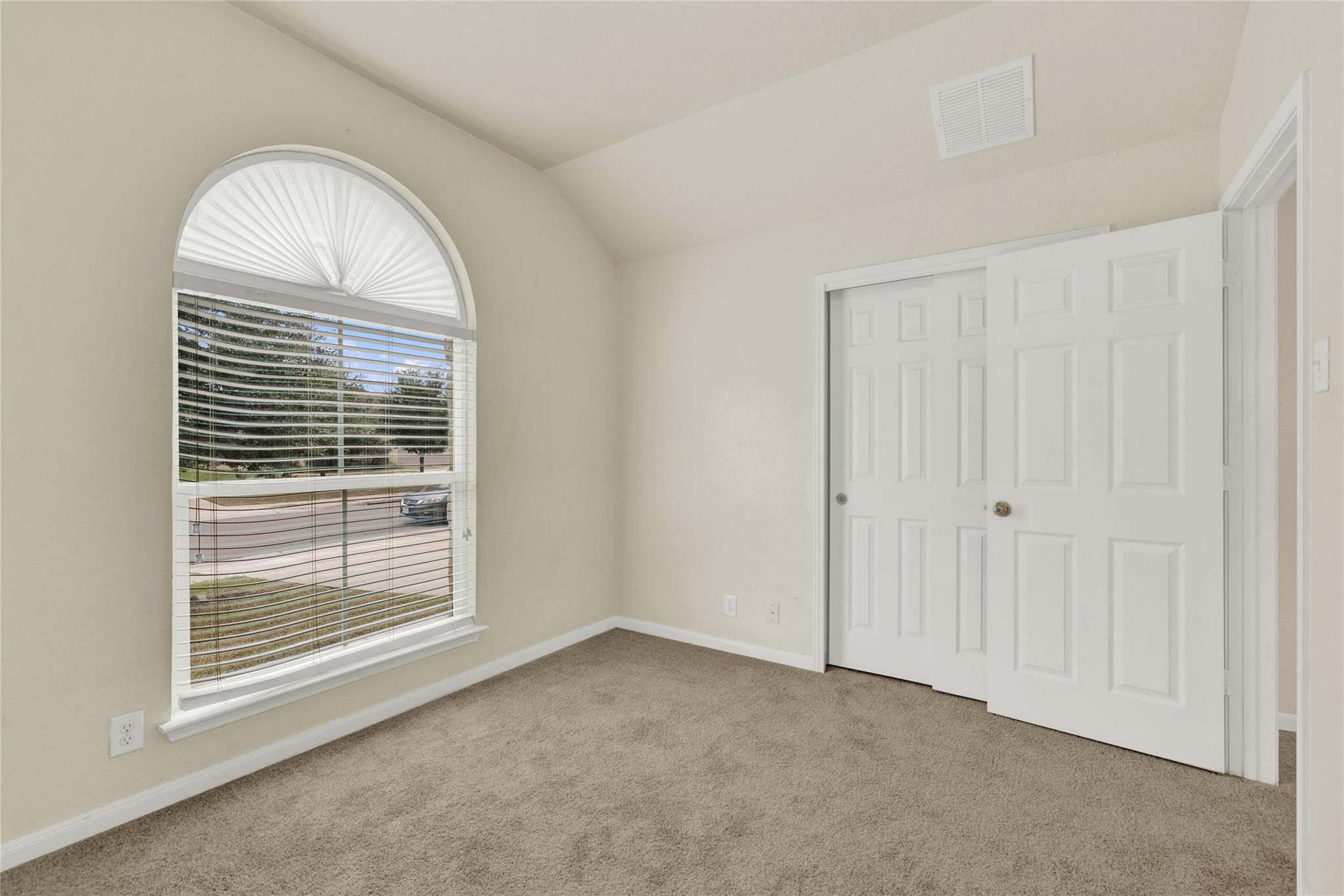 217 Teron Dr, San Marcos, TX 78666