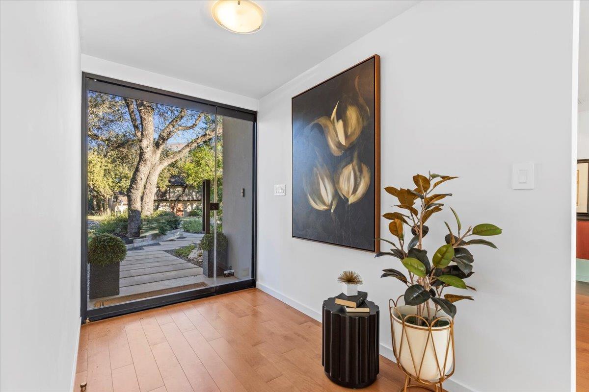 3923 Glengarry Dr, Austin, TX 78731