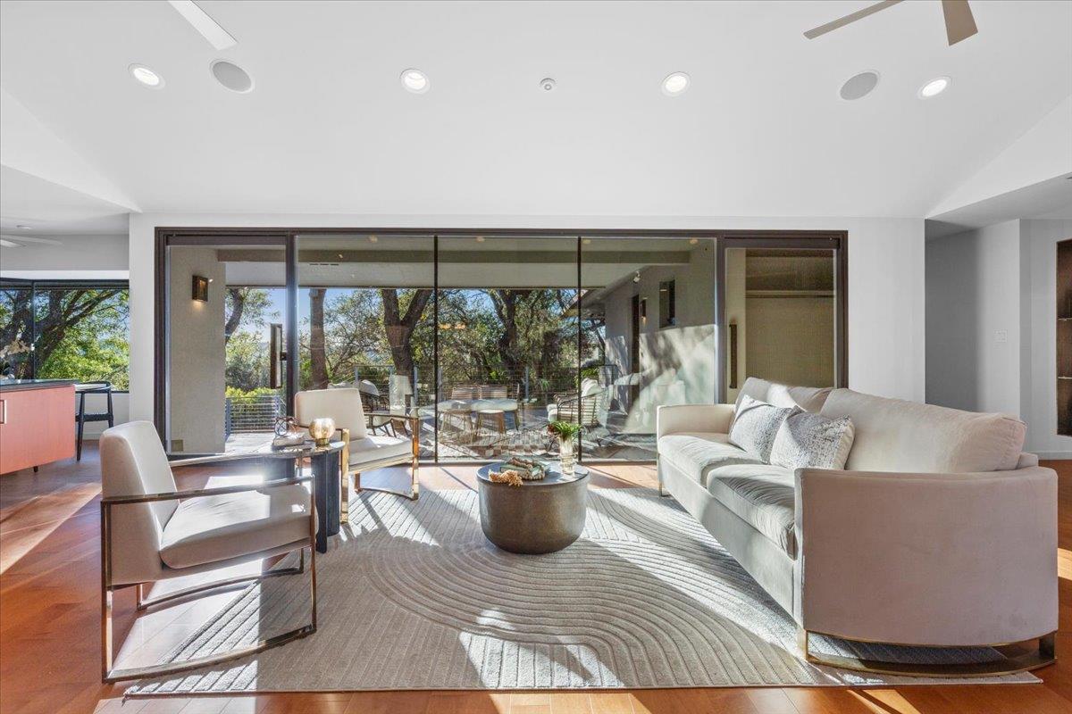 3923 Glengarry Dr, Austin, TX 78731