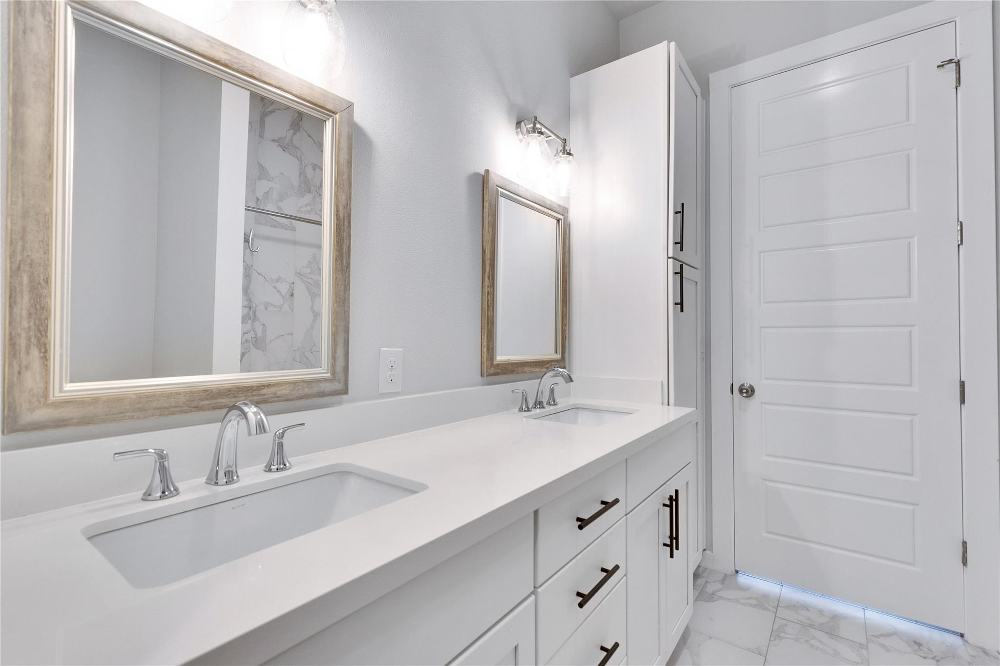 4507 E Martin Luther King Jr Blvd # 132, Austin, TX 78721