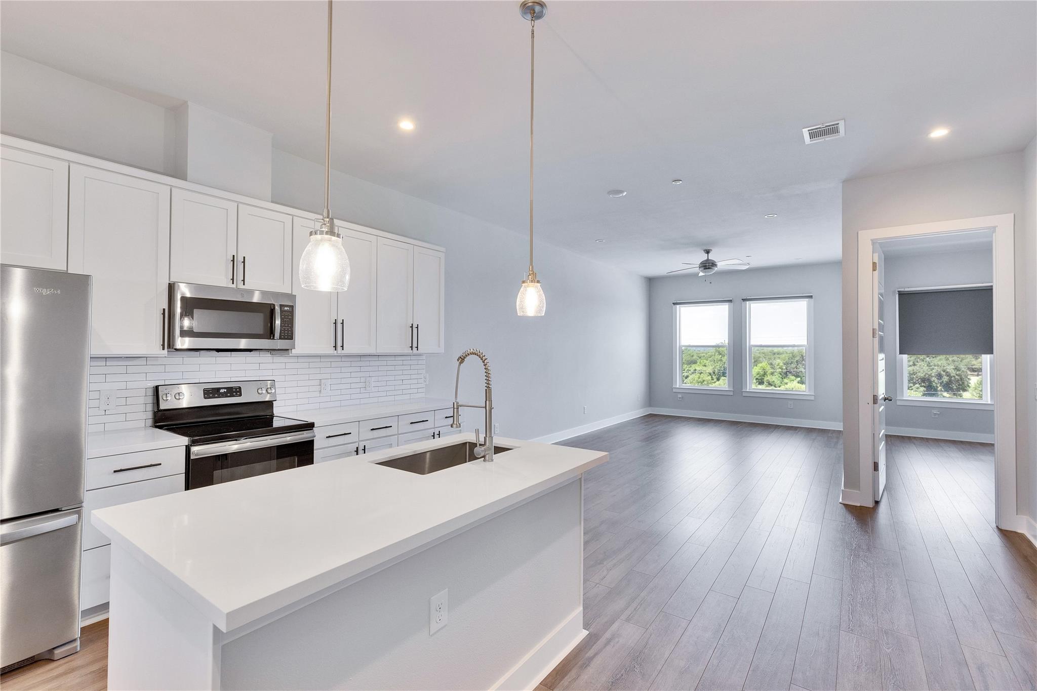 4507 E Martin Luther King Jr Blvd # 132, Austin, TX 78721