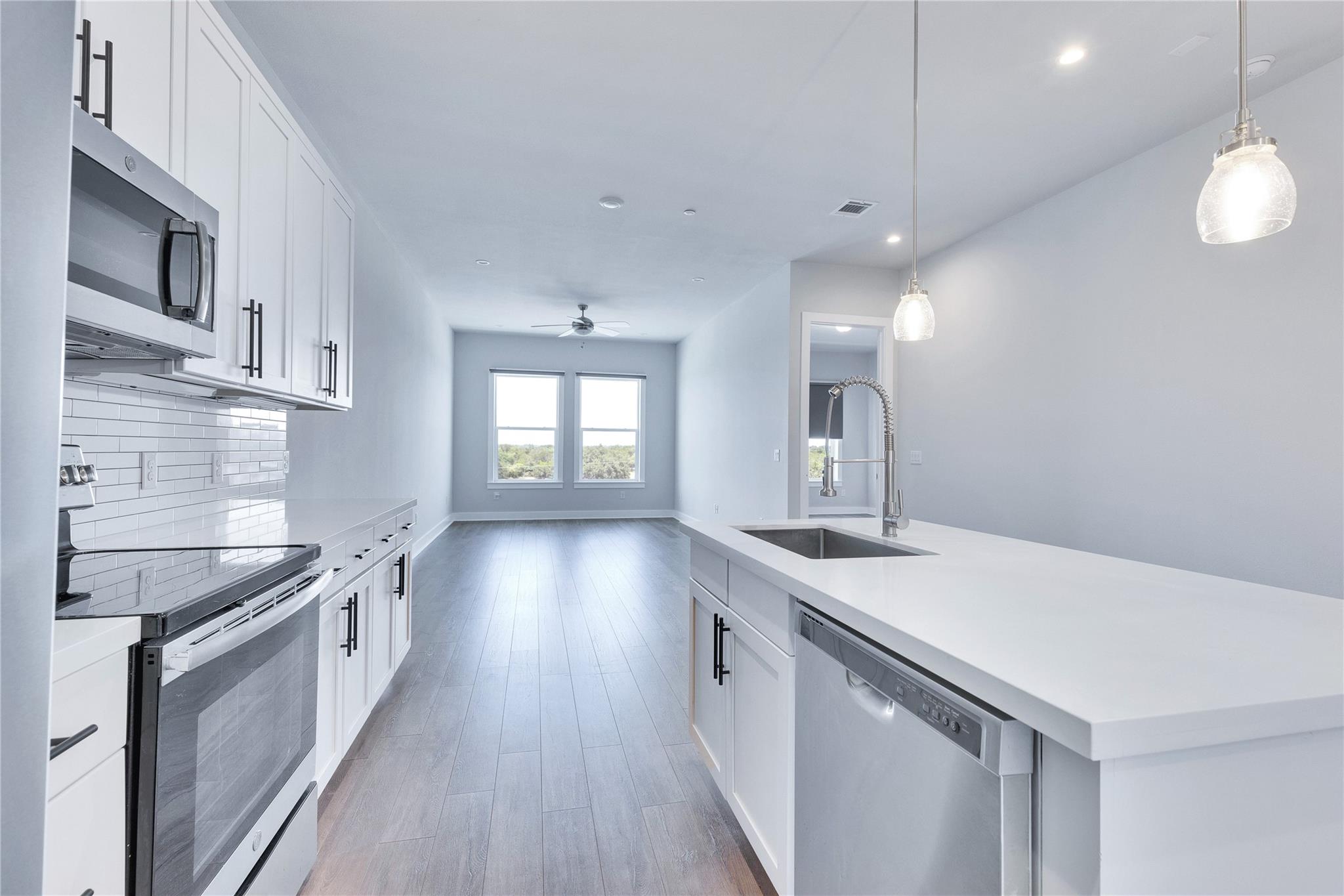 4507 E Martin Luther King Jr Blvd # 132, Austin, TX 78721