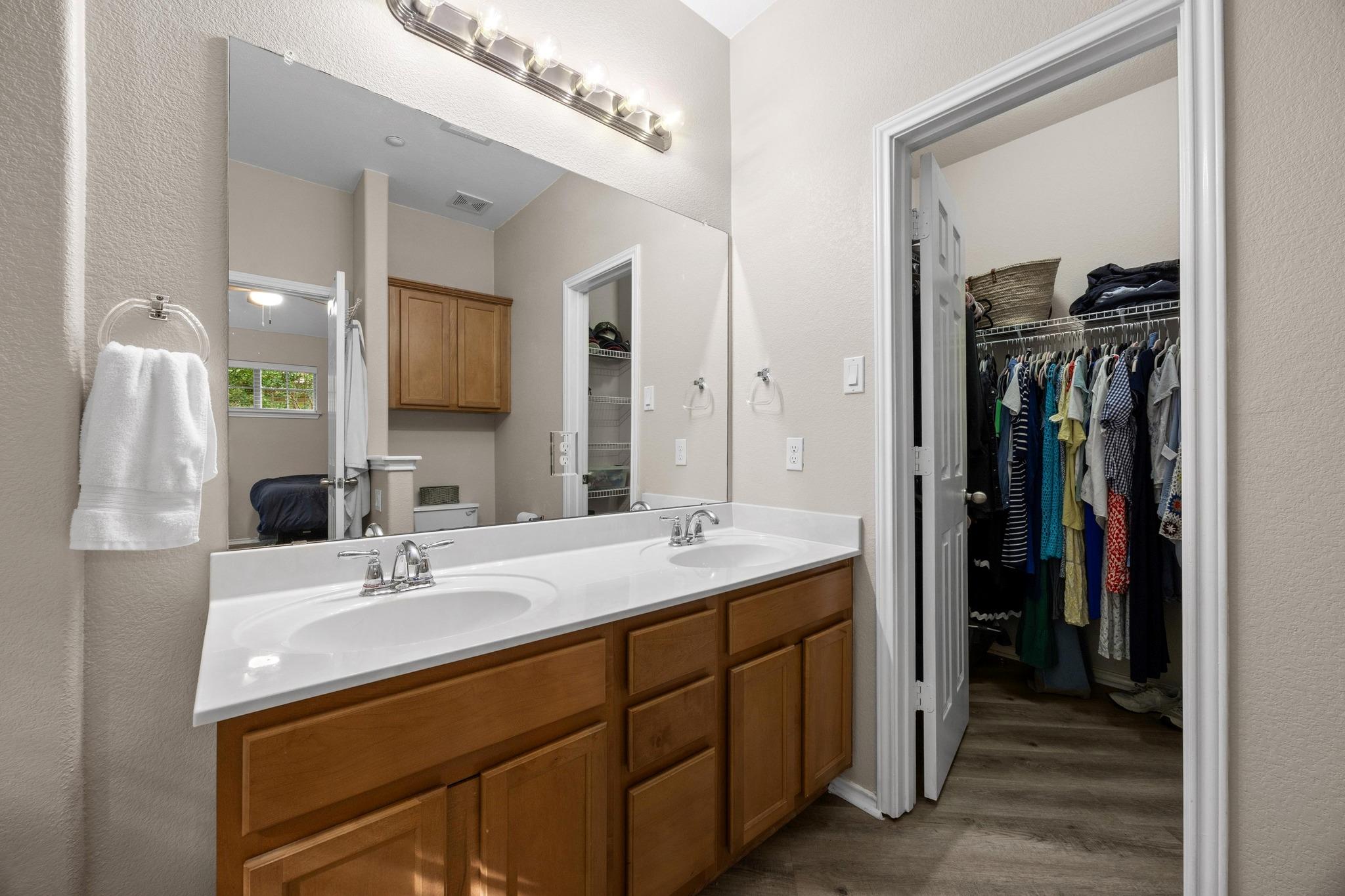 1310 W Parmer Ln # 9B, Austin, TX 78727