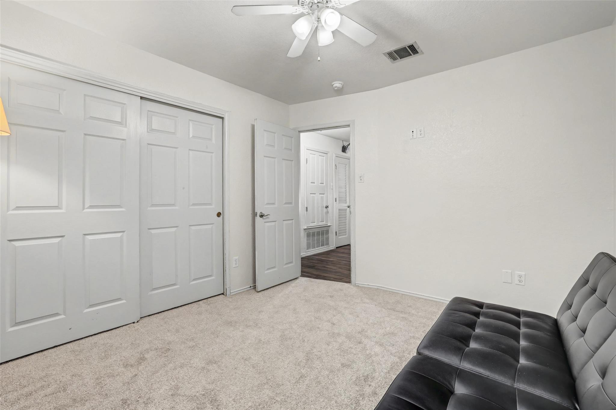 2604 Hutton Ln, Leander, TX 78641