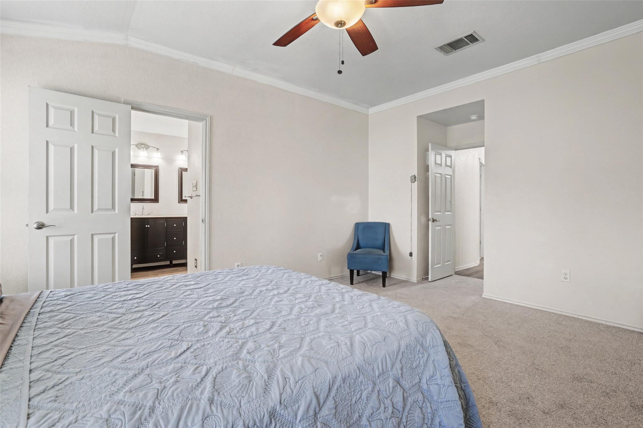 2604 Hutton Ln, Leander, TX 78641