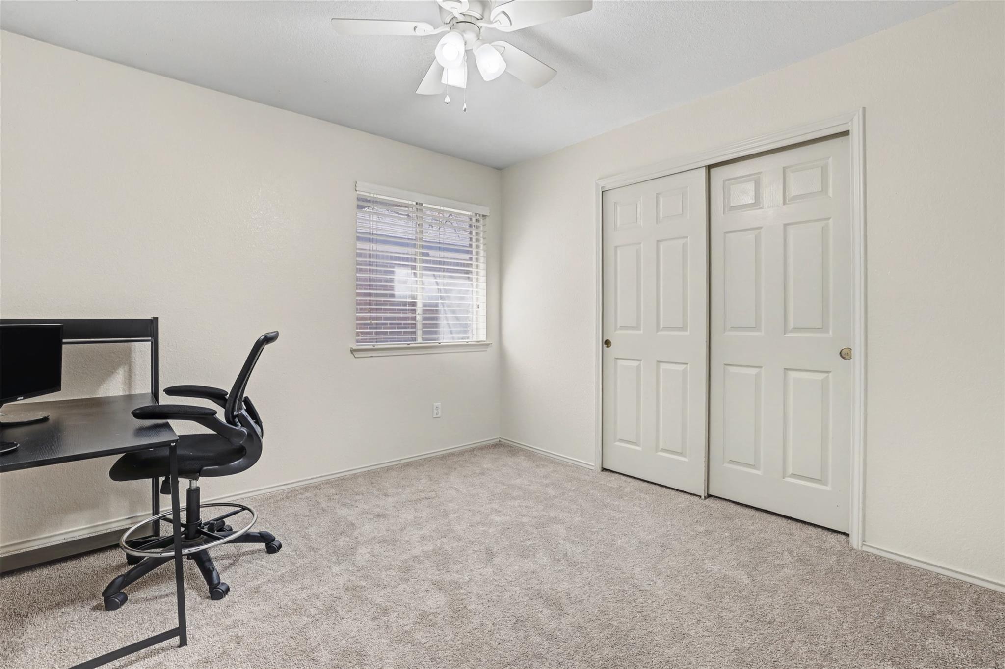 2604 Hutton Ln, Leander, TX 78641