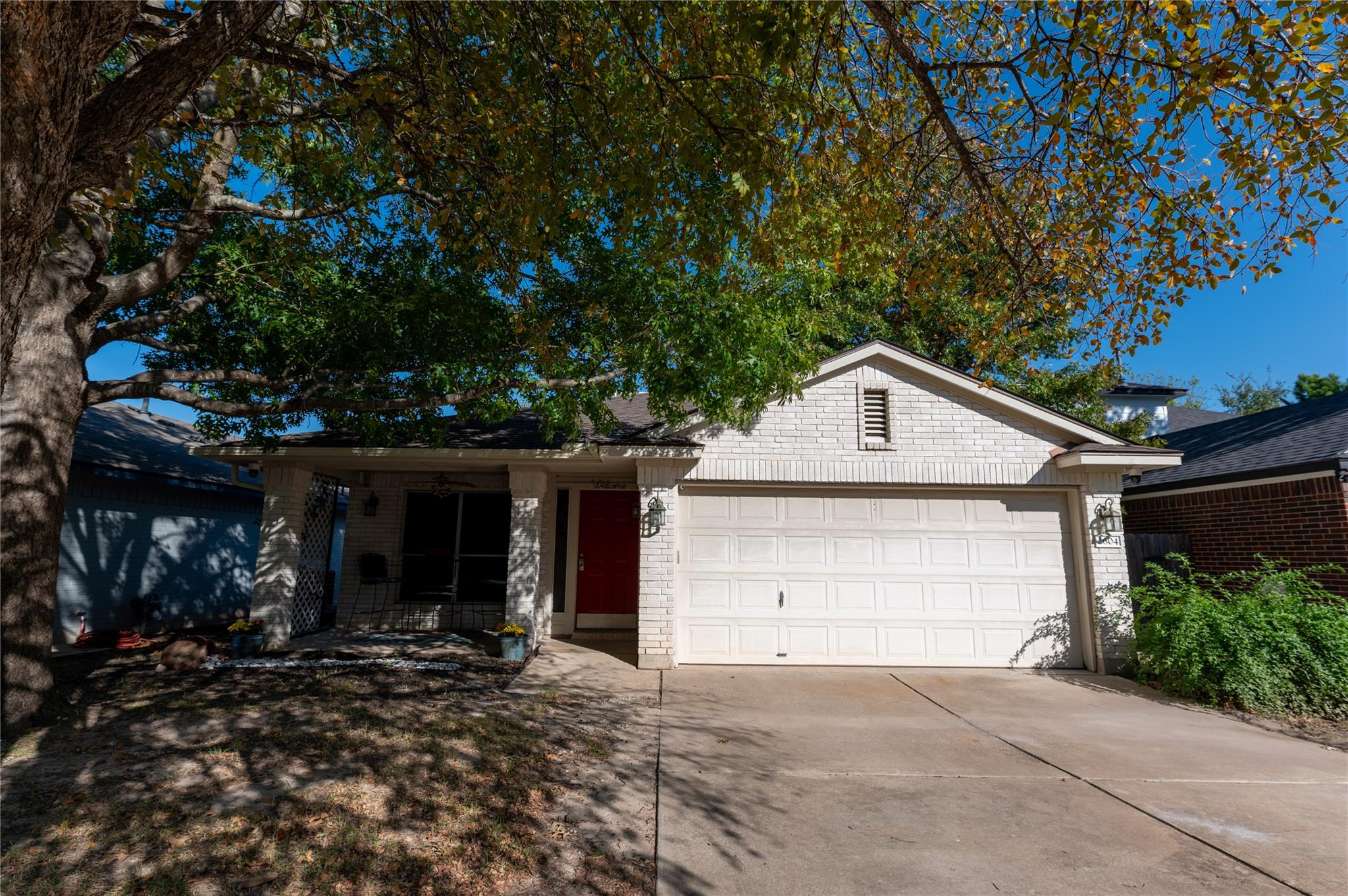 2604 Hutton Ln, Leander, TX 78641