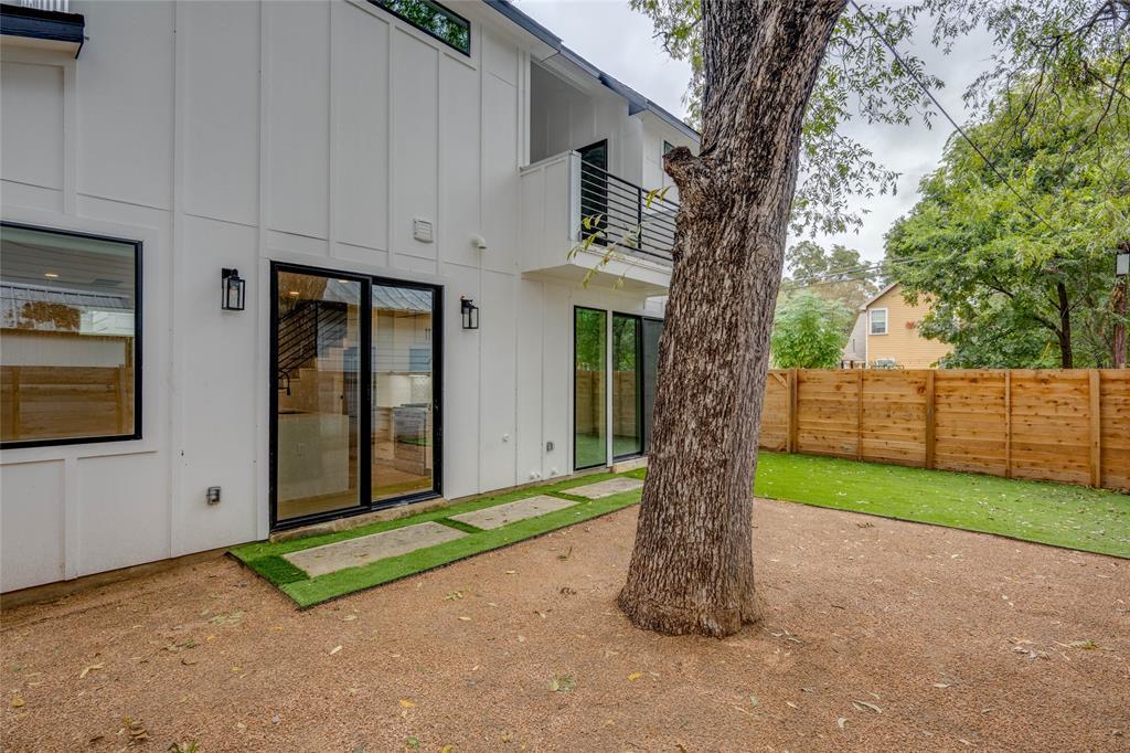 1406 E 2nd St # 2, Austin, TX 78702