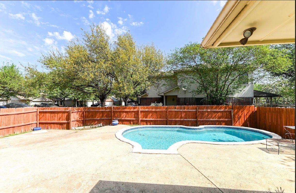 1416 Roxannes Run, Pflugerville, TX 78660