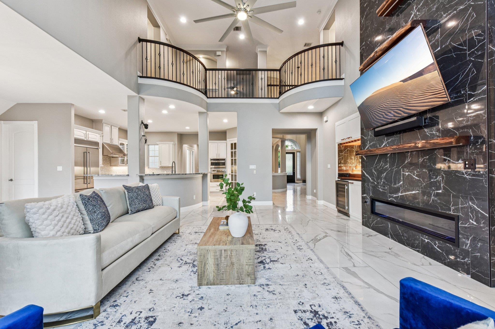 1809 Eagles Glen Cv, Austin, TX 78732