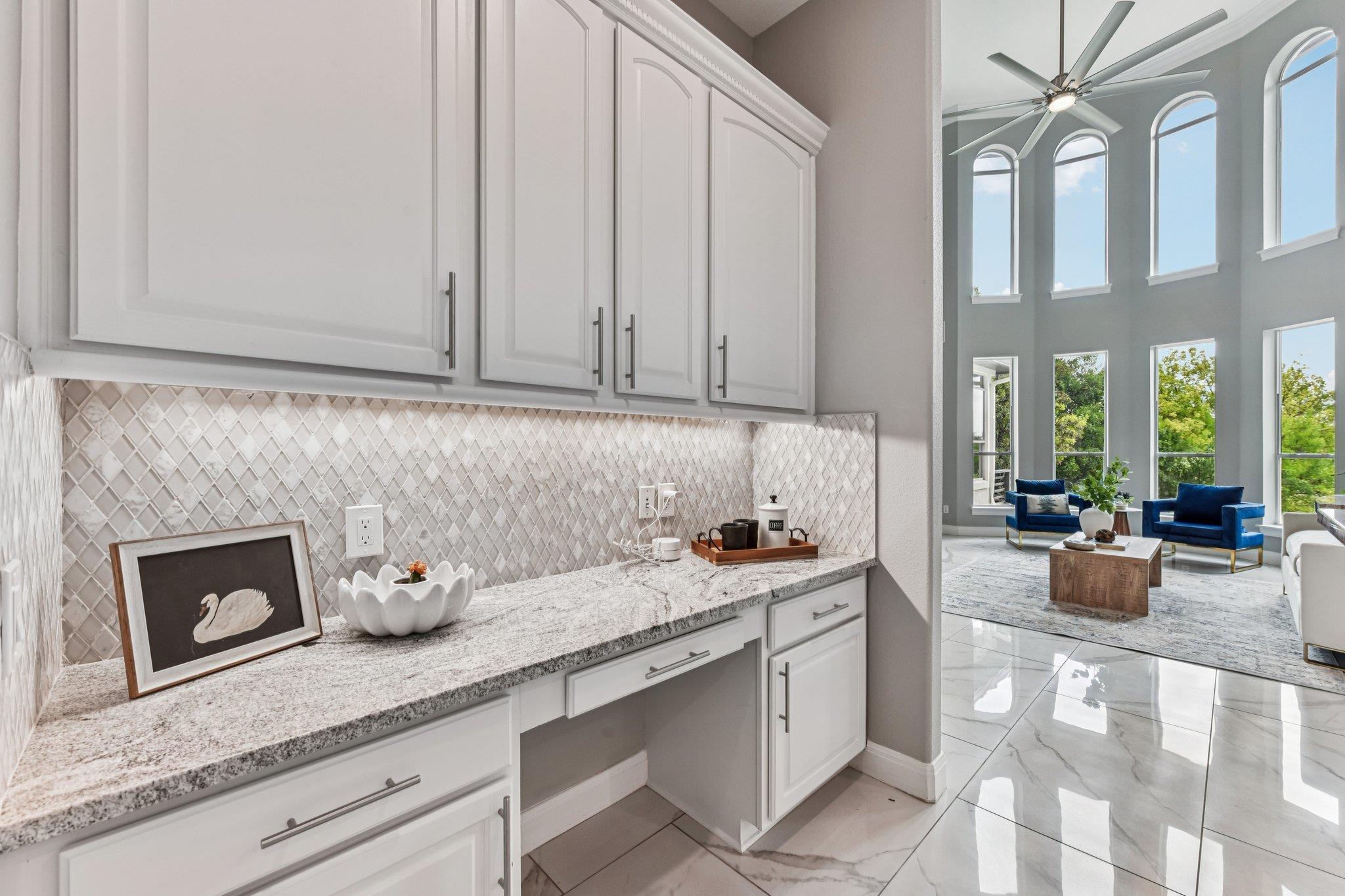 1809 Eagles Glen Cv, Austin, TX 78732