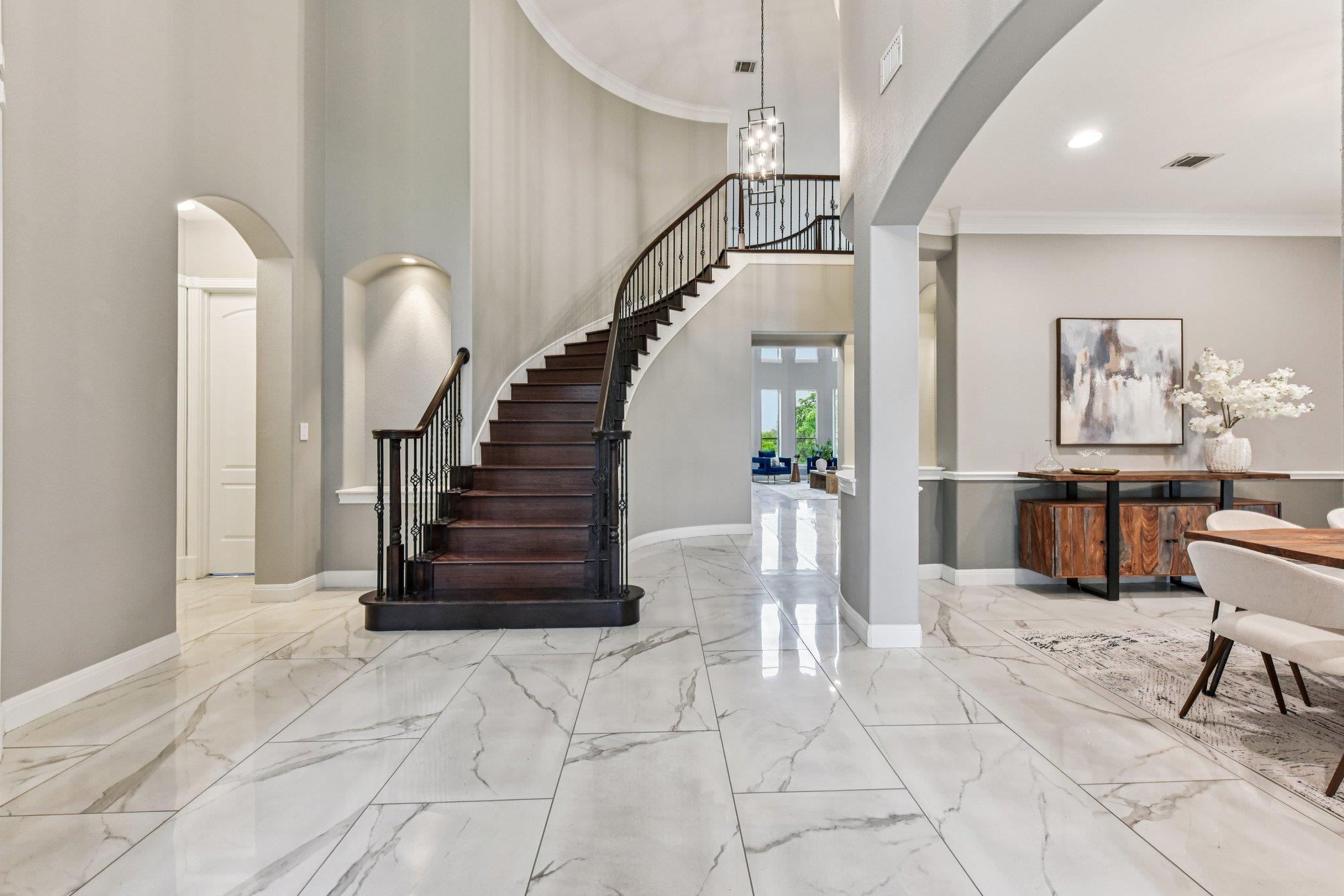 1809 Eagles Glen Cv, Austin, TX 78732