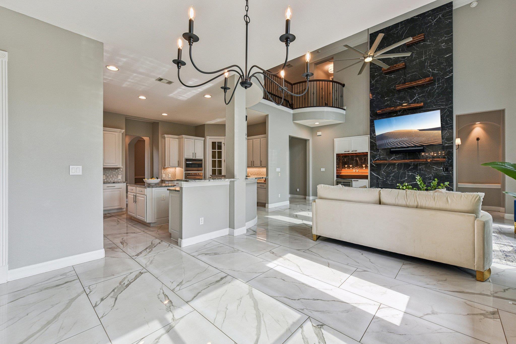 1809 Eagles Glen Cv, Austin, TX 78732