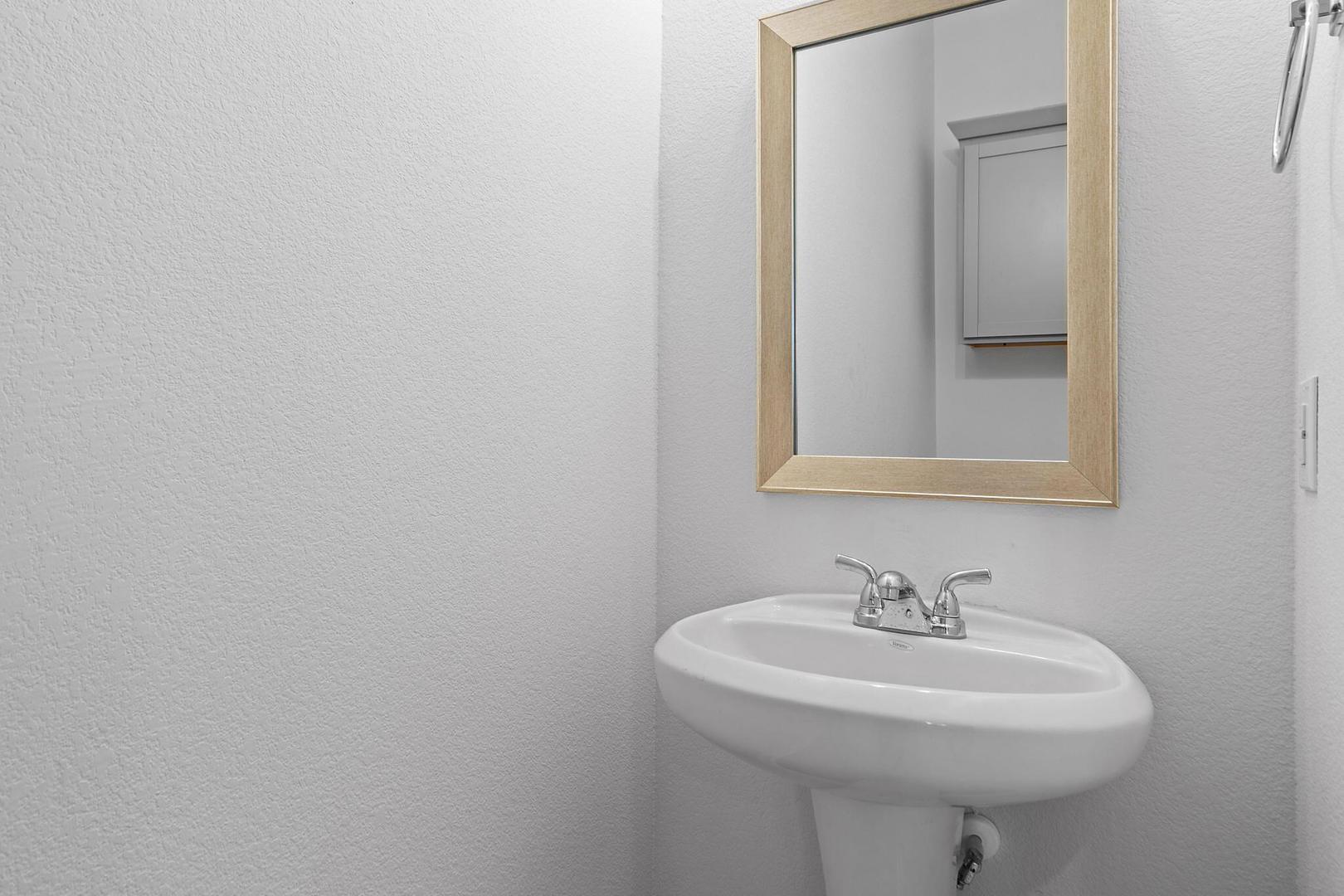 2212A Cornfield Dr, Pflugerville, TX 78660