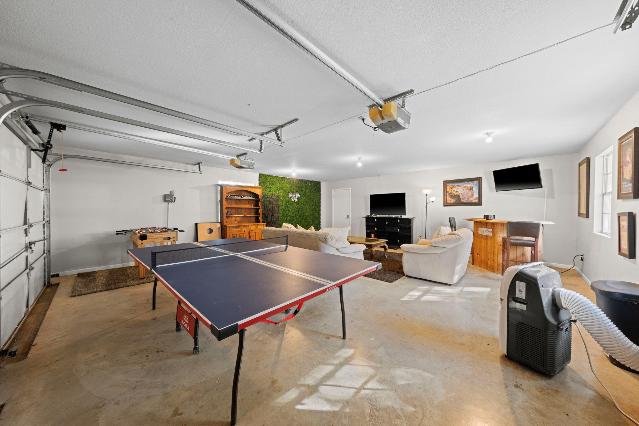 105 Cristol Dr, Fredericksburg, TX 78624