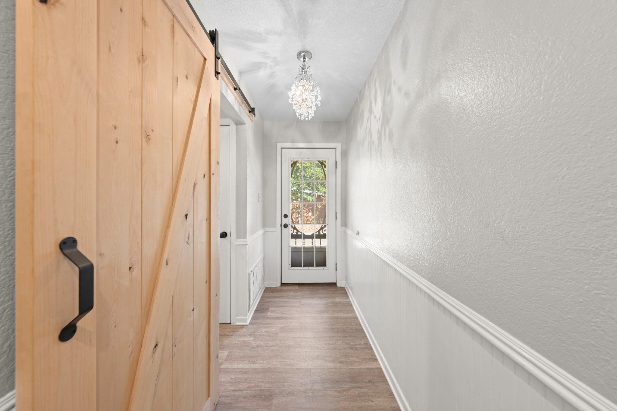 105 Cristol Dr, Fredericksburg, TX 78624