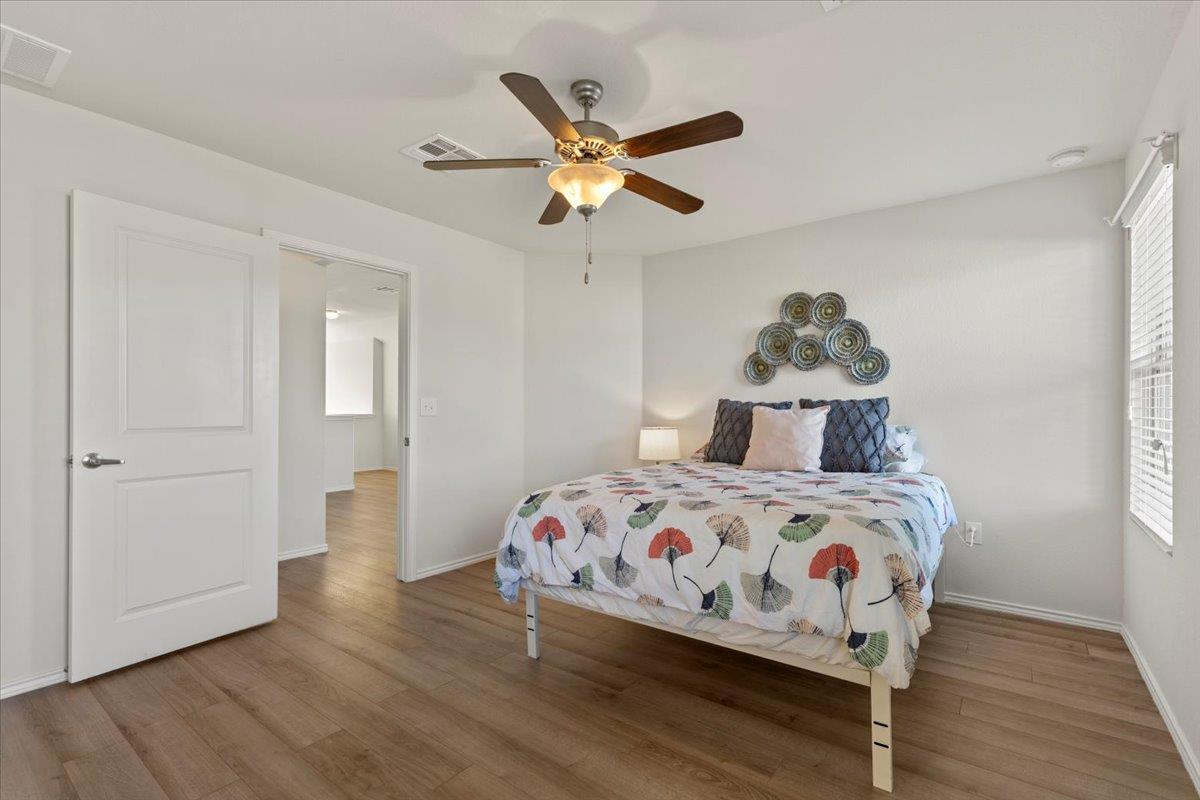 3724 Alpine Autumn Dr, Austin, TX 78744