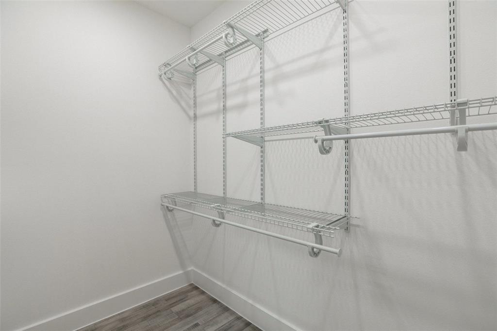 1105 Clayton Ln # B-102, Austin, TX 78723