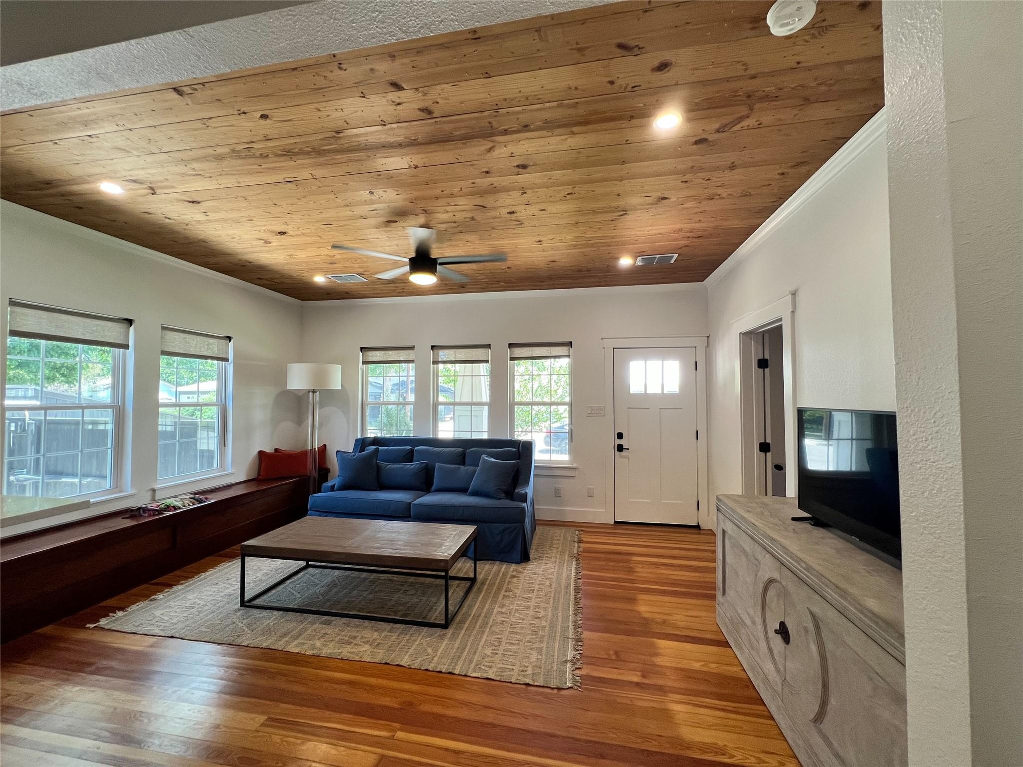 2468 Gruene Rd, New Braunfels, TX 78130