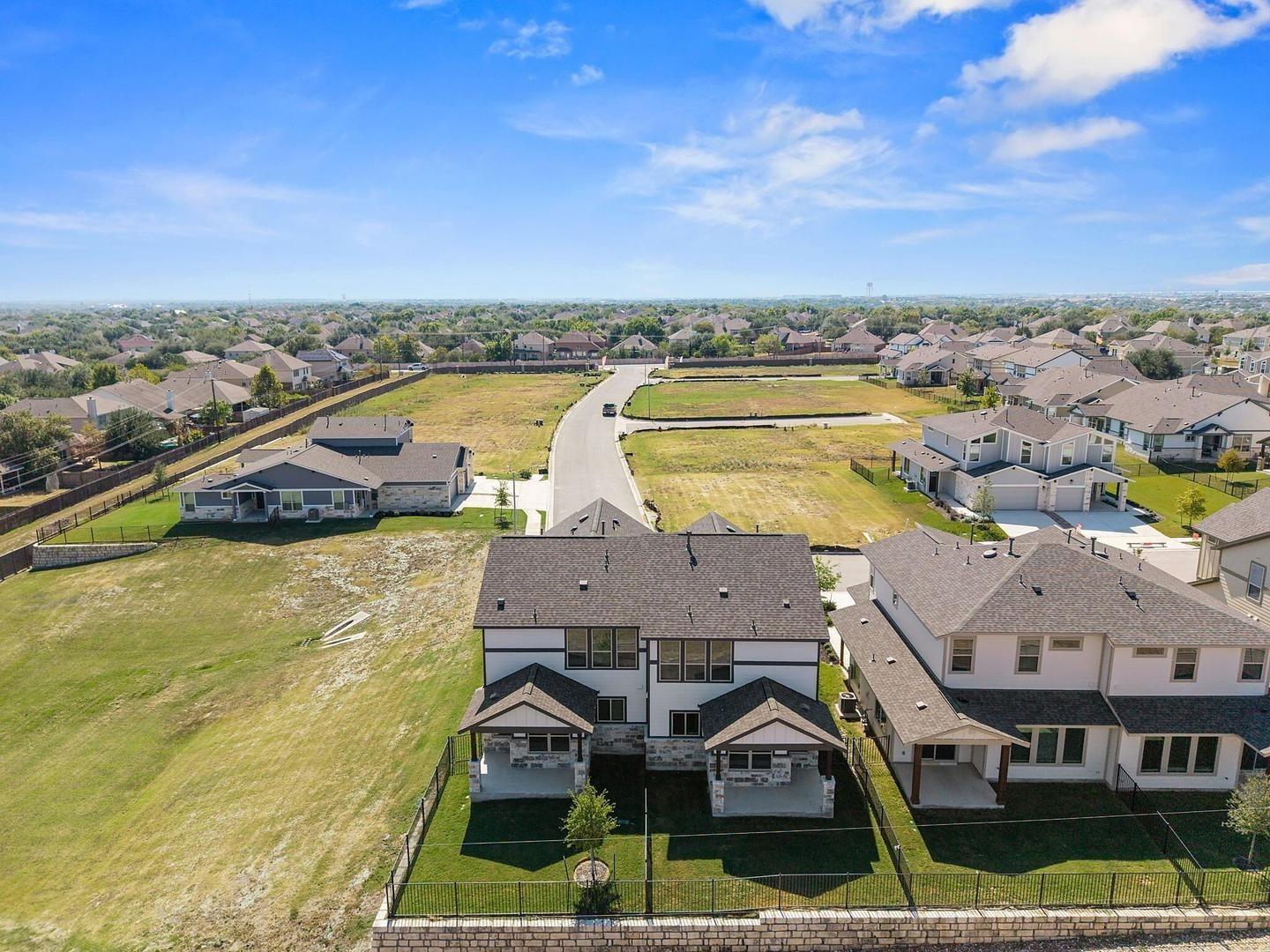 2212B Cornfield Dr, Pflugerville, TX 78660