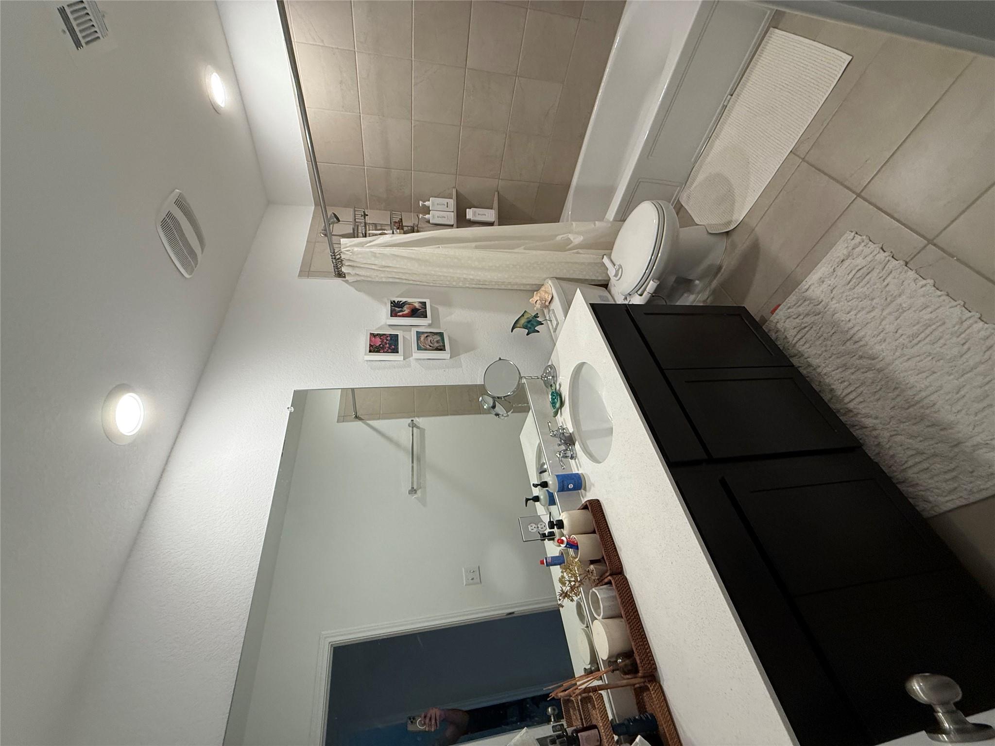 380 Mendoza, Kyle, TX 78640