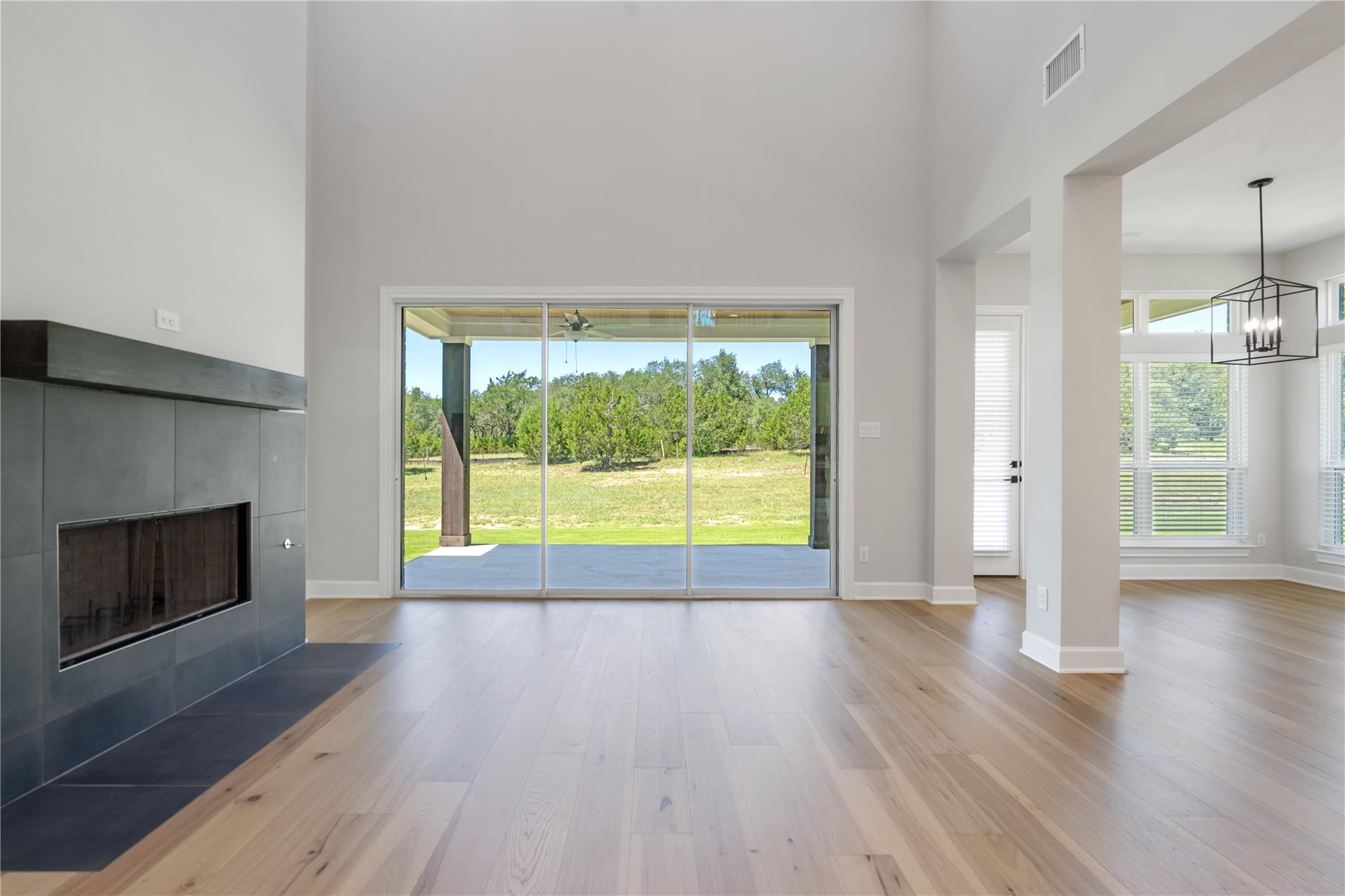 657 Prairie Clover Dr, Dripping Springs, TX 78620