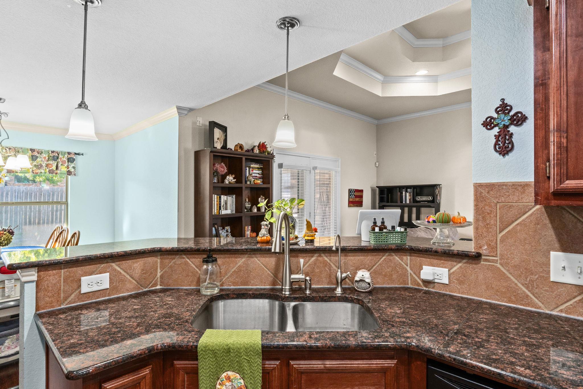 2403 Terry Dr, Copperas Cove, TX 76522