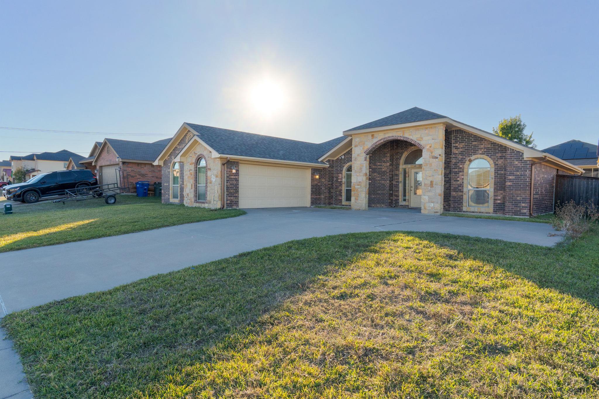 2403 Terry Dr, Copperas Cove, TX 76522