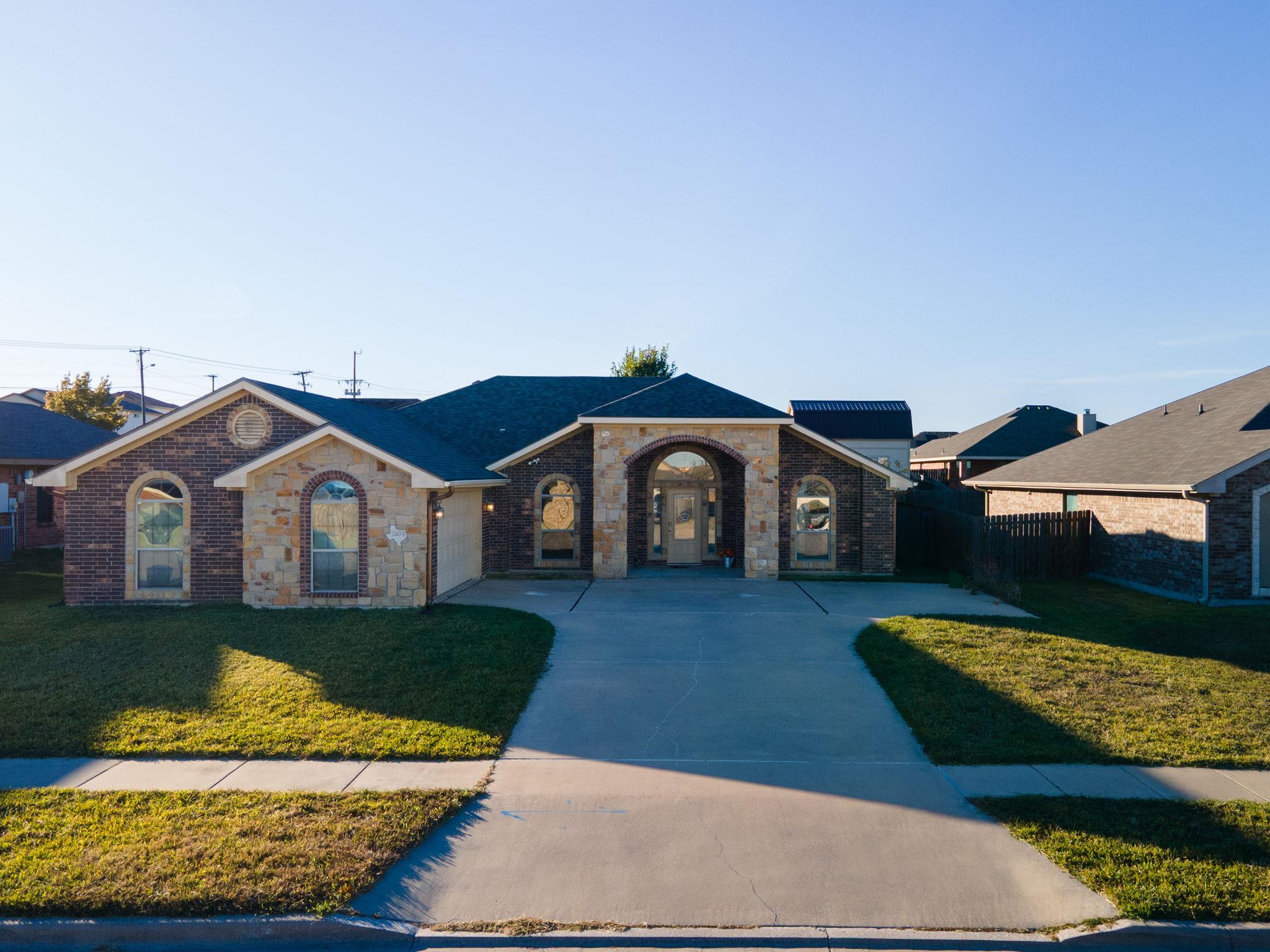 2403 Terry Dr, Copperas Cove, TX 76522
