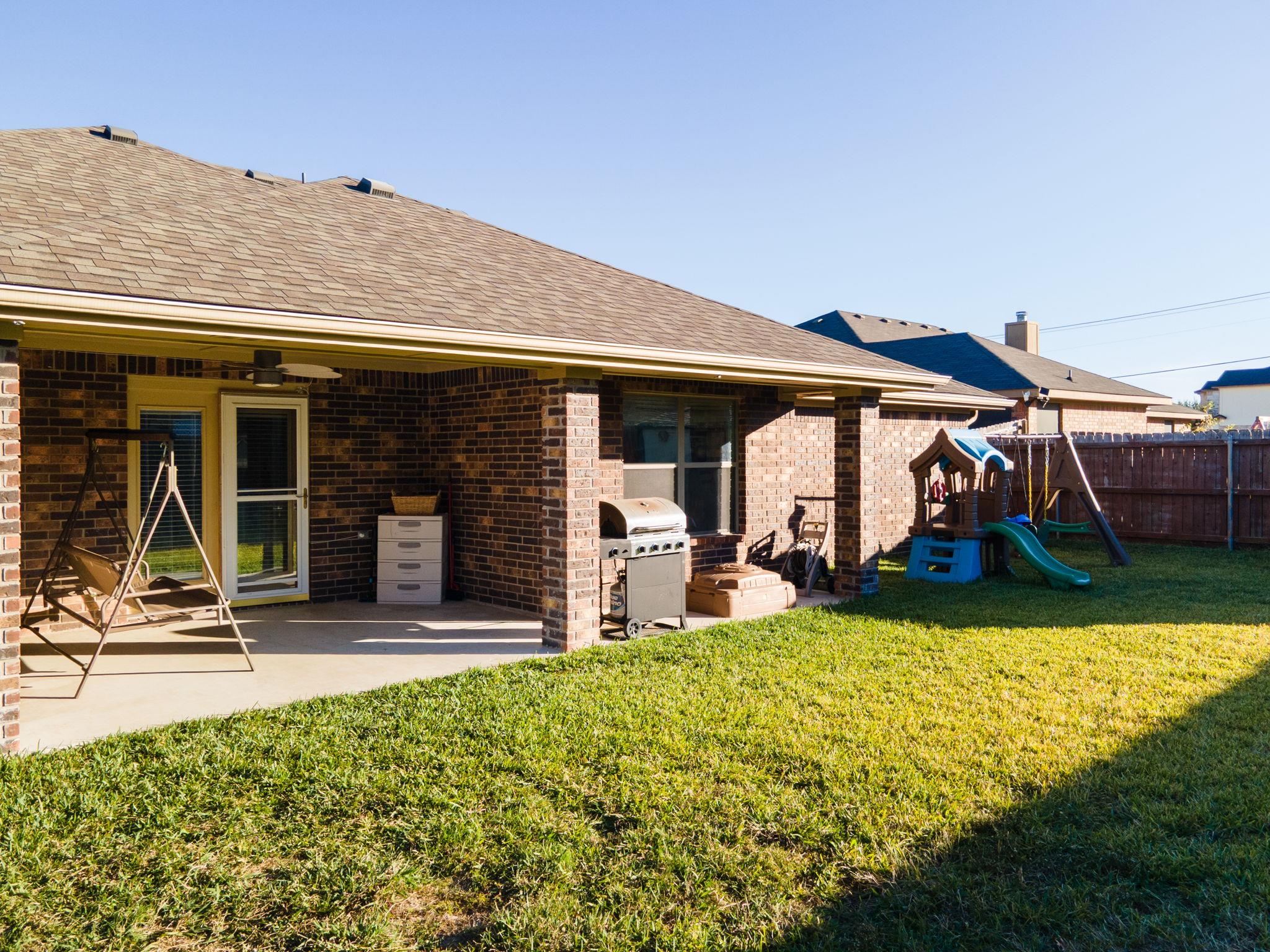 2403 Terry Dr, Copperas Cove, TX 76522