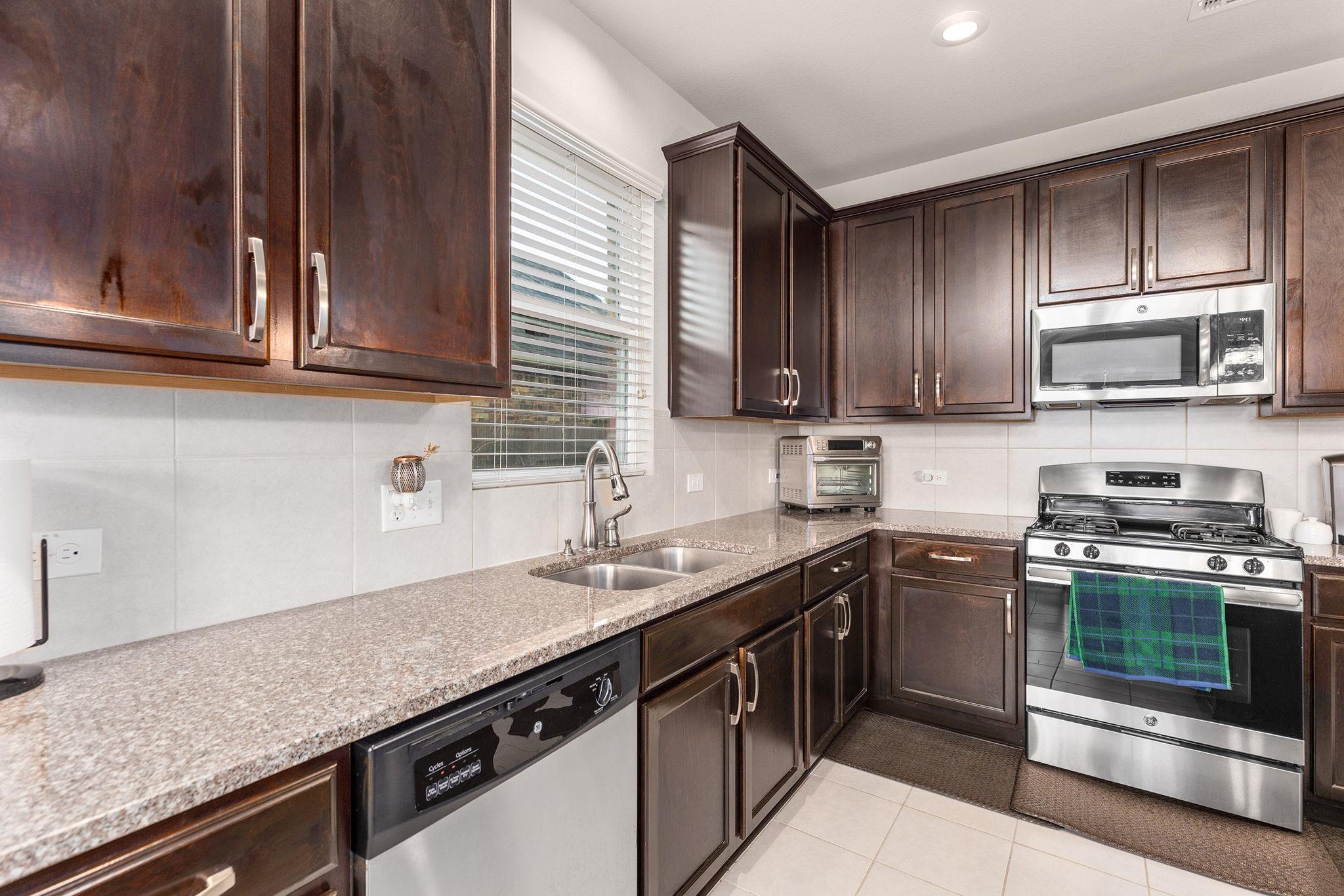 5925 Parma St, Round Rock, TX 78665