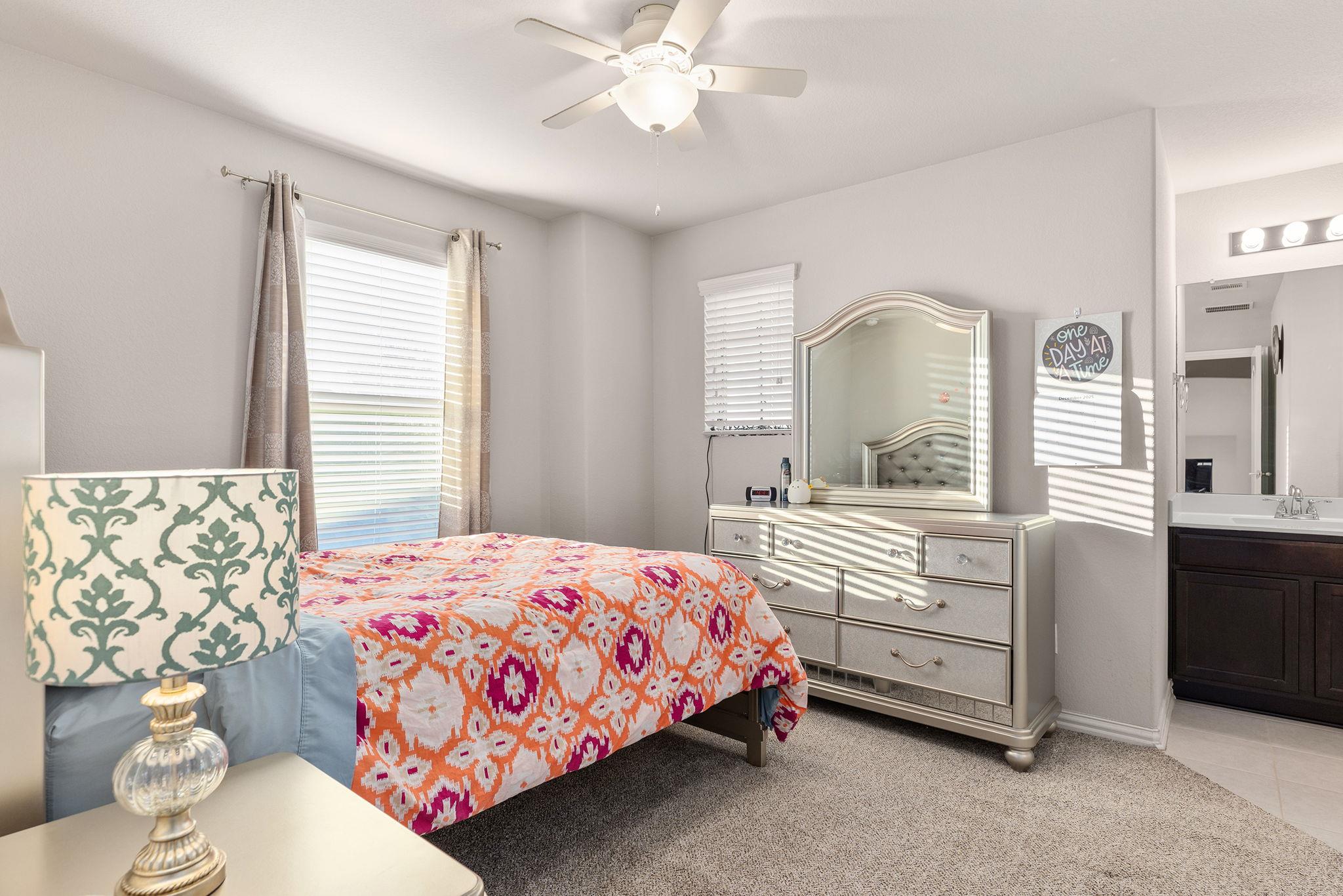 5925 Parma St, Round Rock, TX 78665