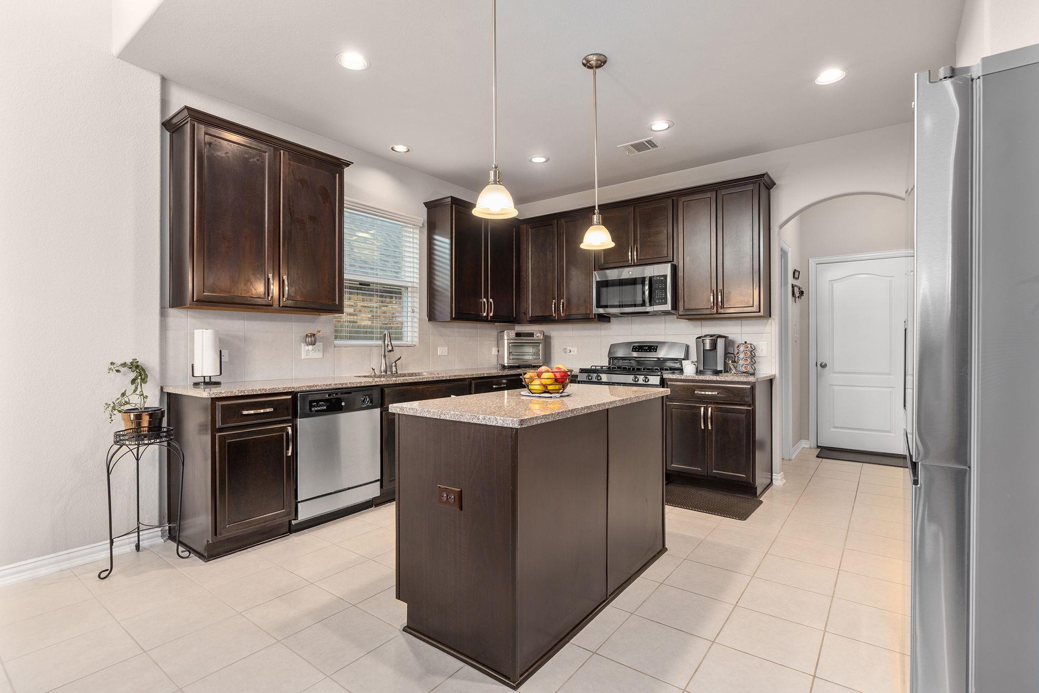 5925 Parma St, Round Rock, TX 78665