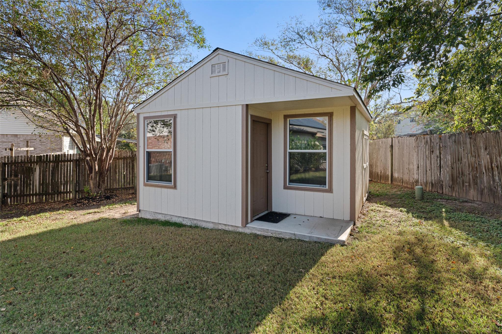2910 S Phoenix Cv, Round Rock, TX 78665