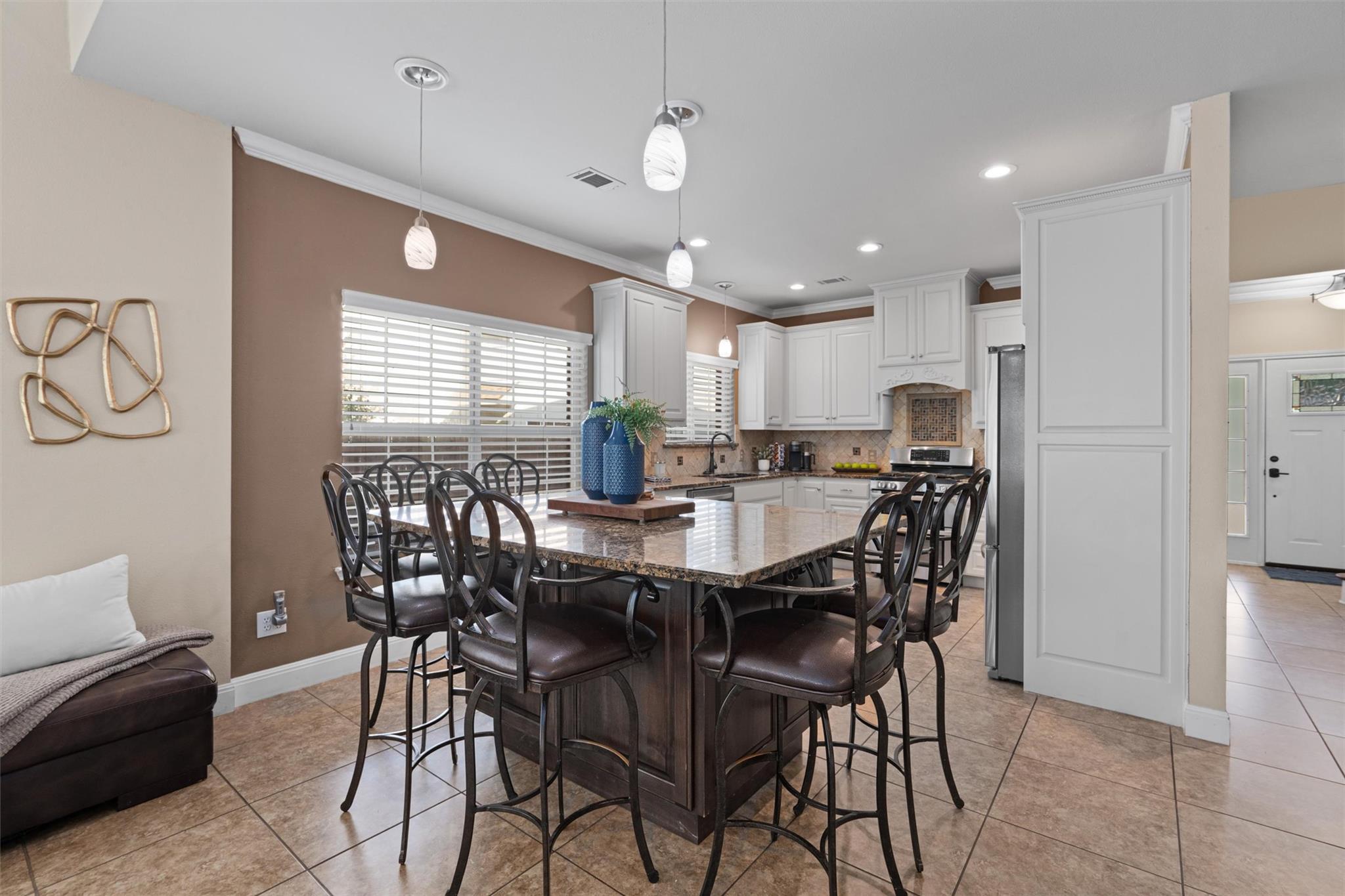 2910 S Phoenix Cv, Round Rock, TX 78665