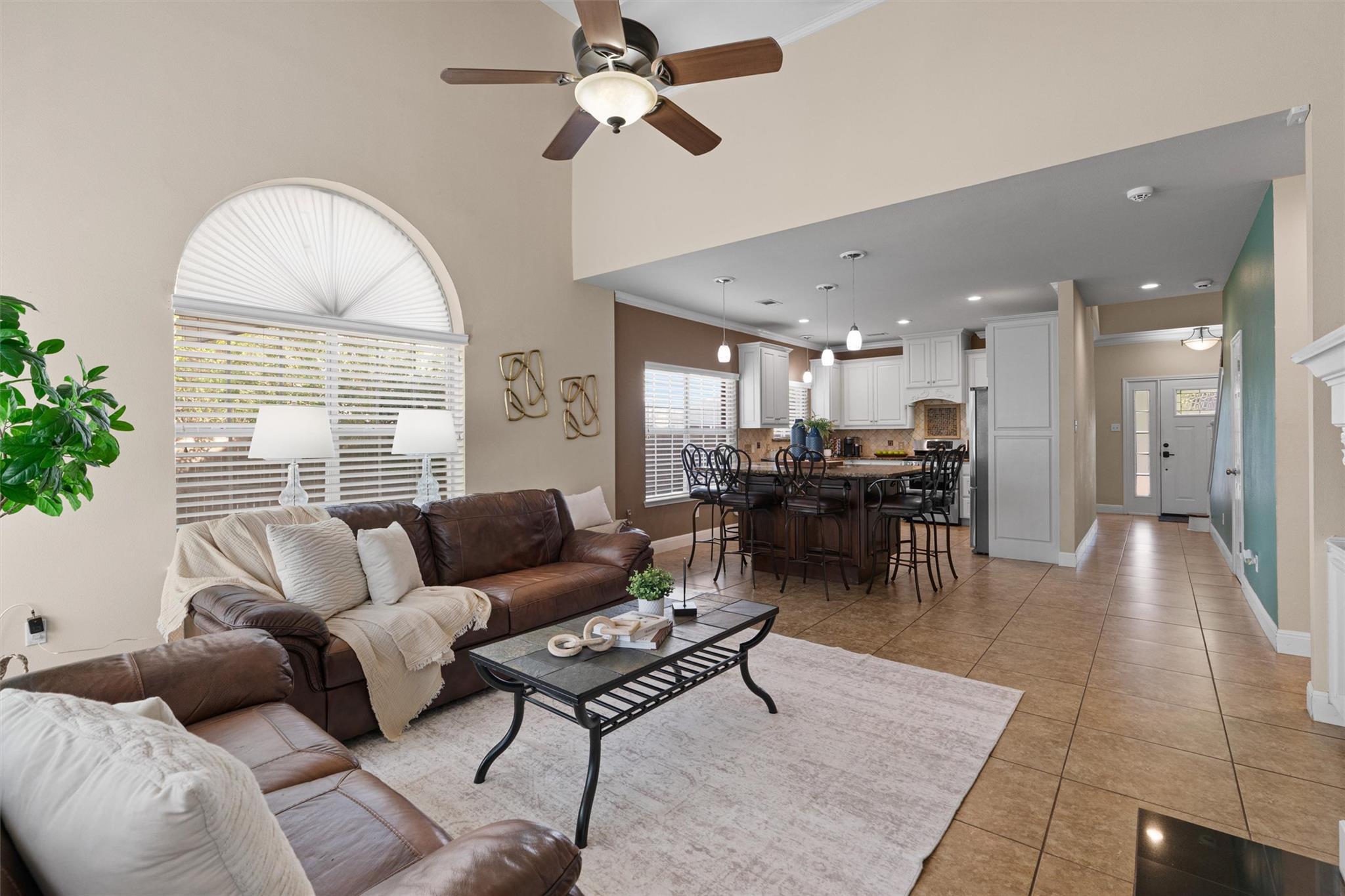 2910 S Phoenix Cv, Round Rock, TX 78665