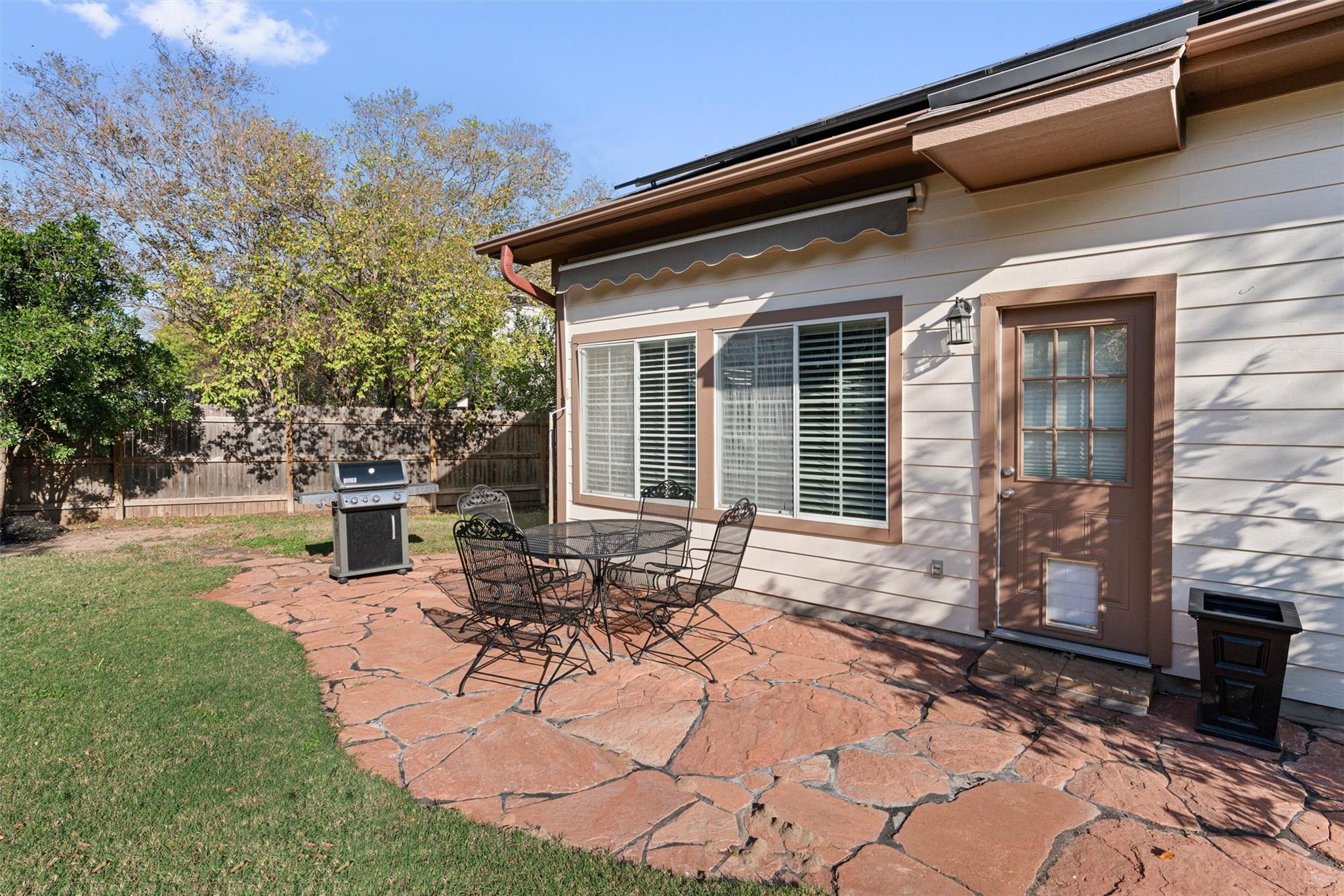 2910 S Phoenix Cv, Round Rock, TX 78665