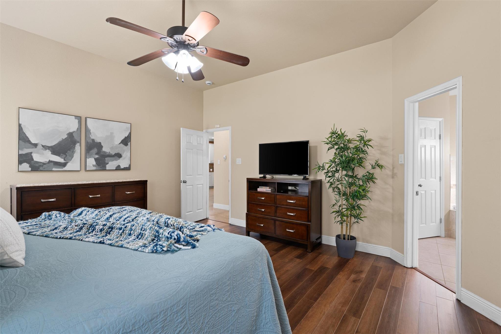 2910 S Phoenix Cv, Round Rock, TX 78665