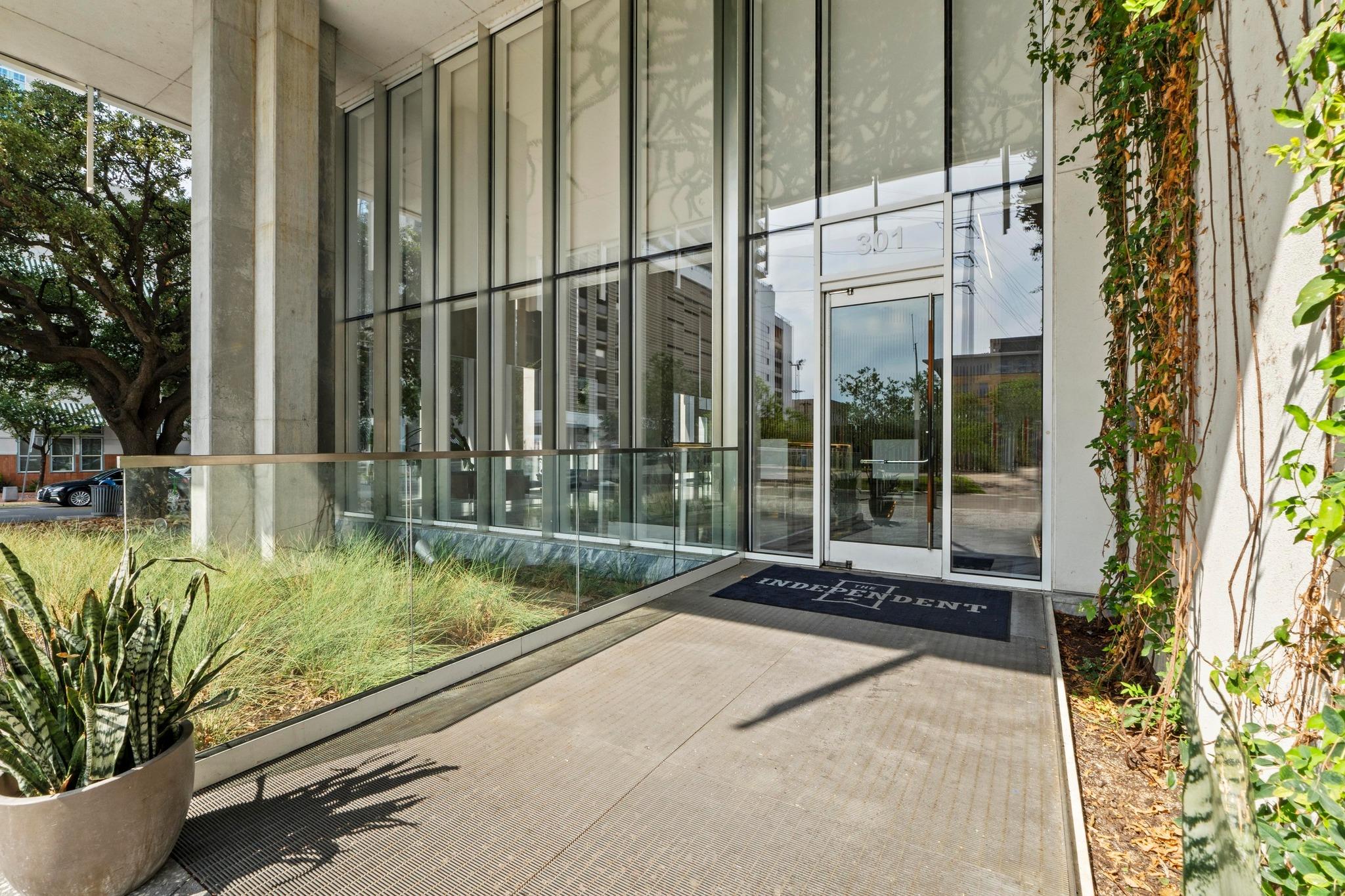 301 West Ave # 2708, Austin, TX 78701