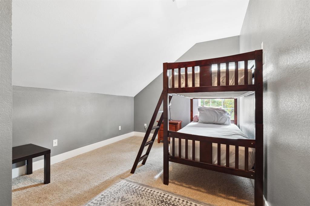 140 Onini Ct, Bastrop, TX 78602