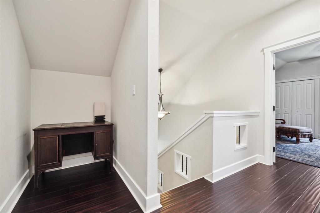 140 Onini Ct, Bastrop, TX 78602