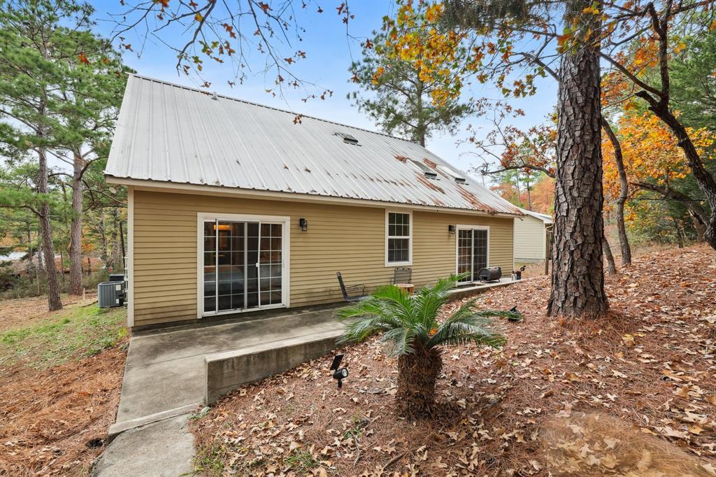 140 Onini Ct, Bastrop, TX 78602