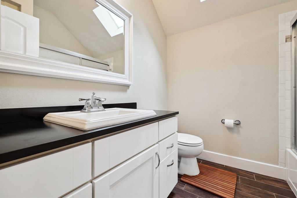 140 Onini Ct, Bastrop, TX 78602