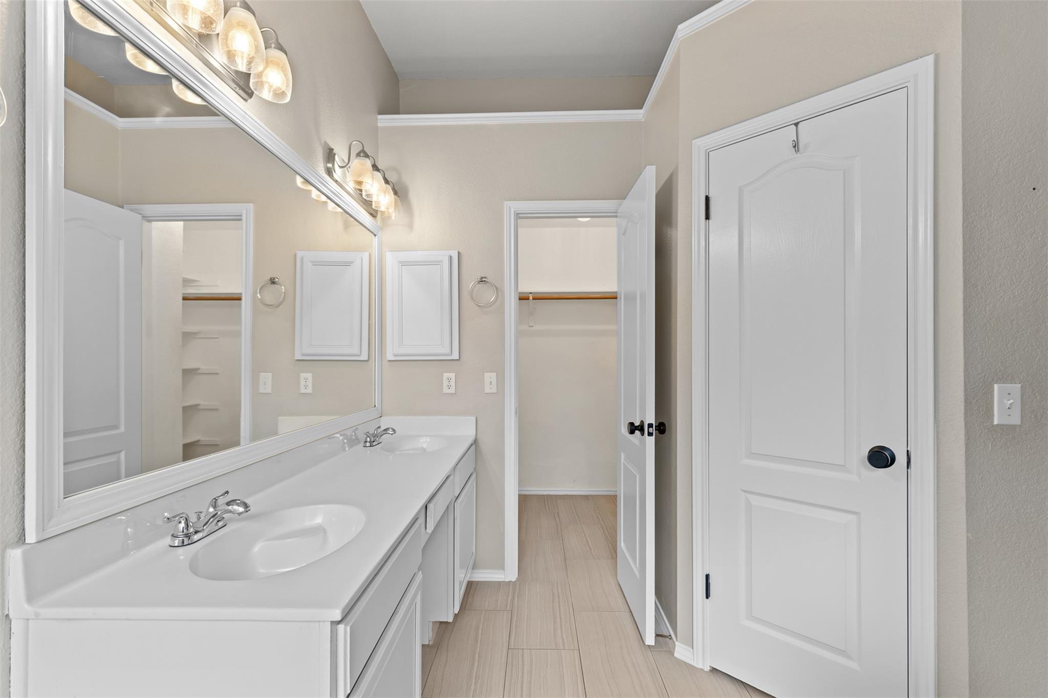 14915 Bescott Dr, Austin, TX 78728